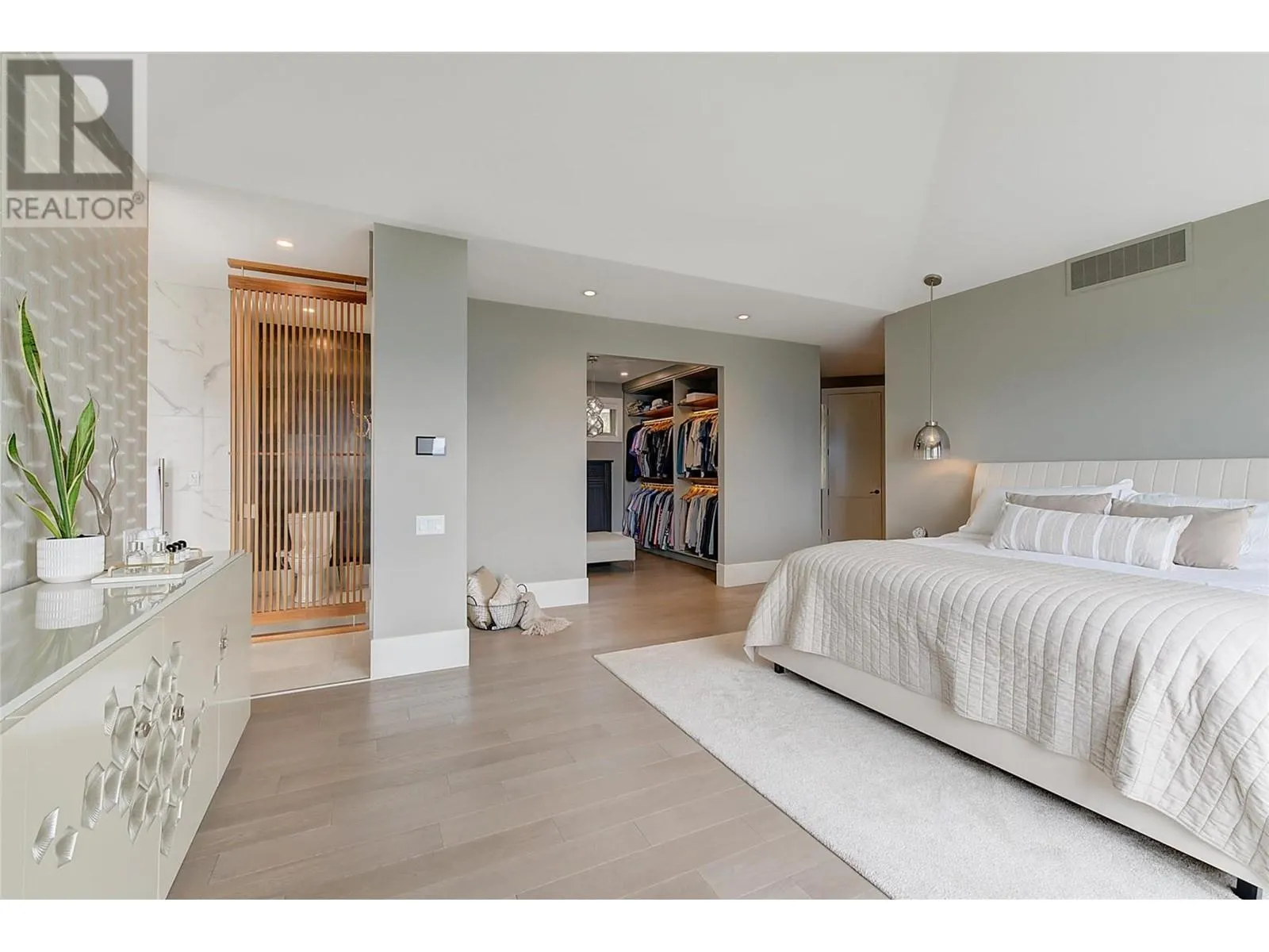 1520 Vineyard Drive