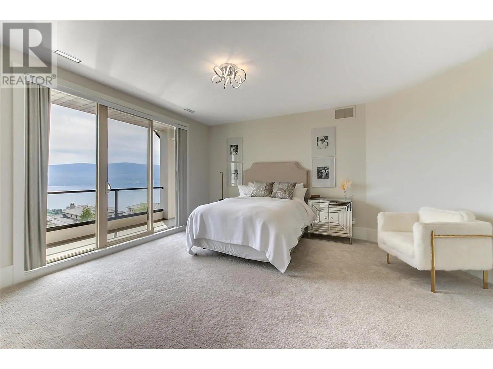 1520 Vineyard Drive