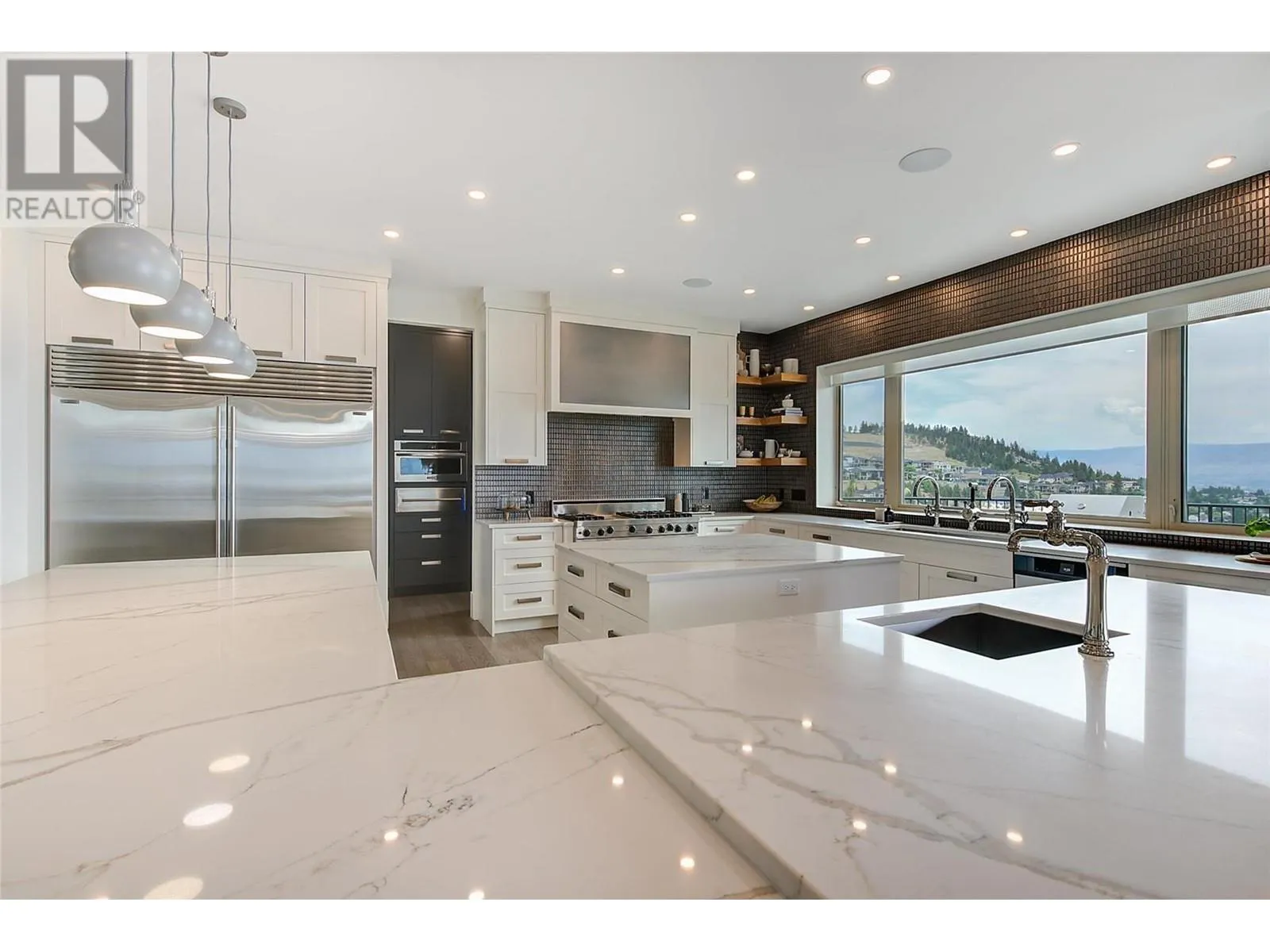 1520 Vineyard Drive