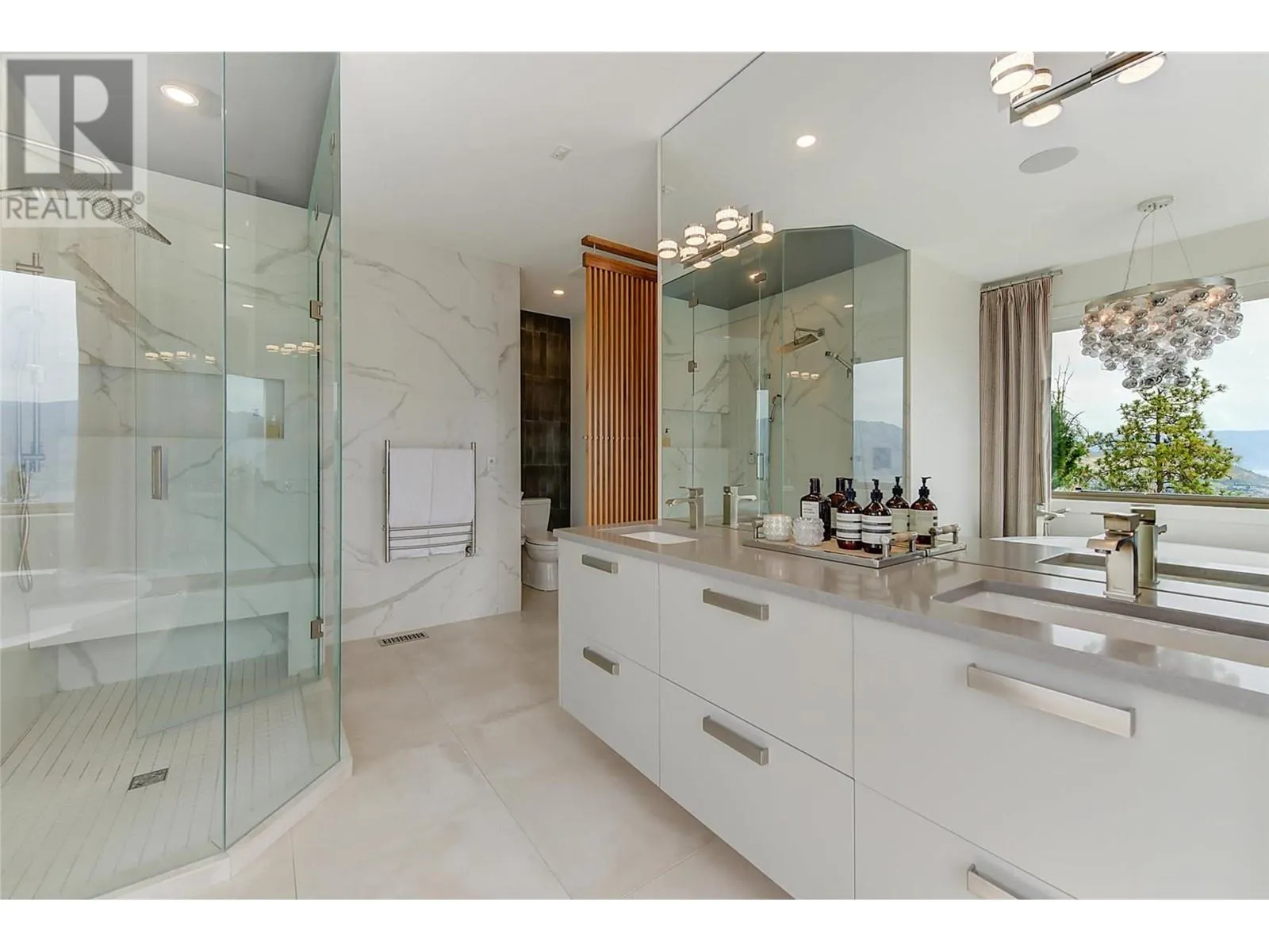 1520 Vineyard Drive