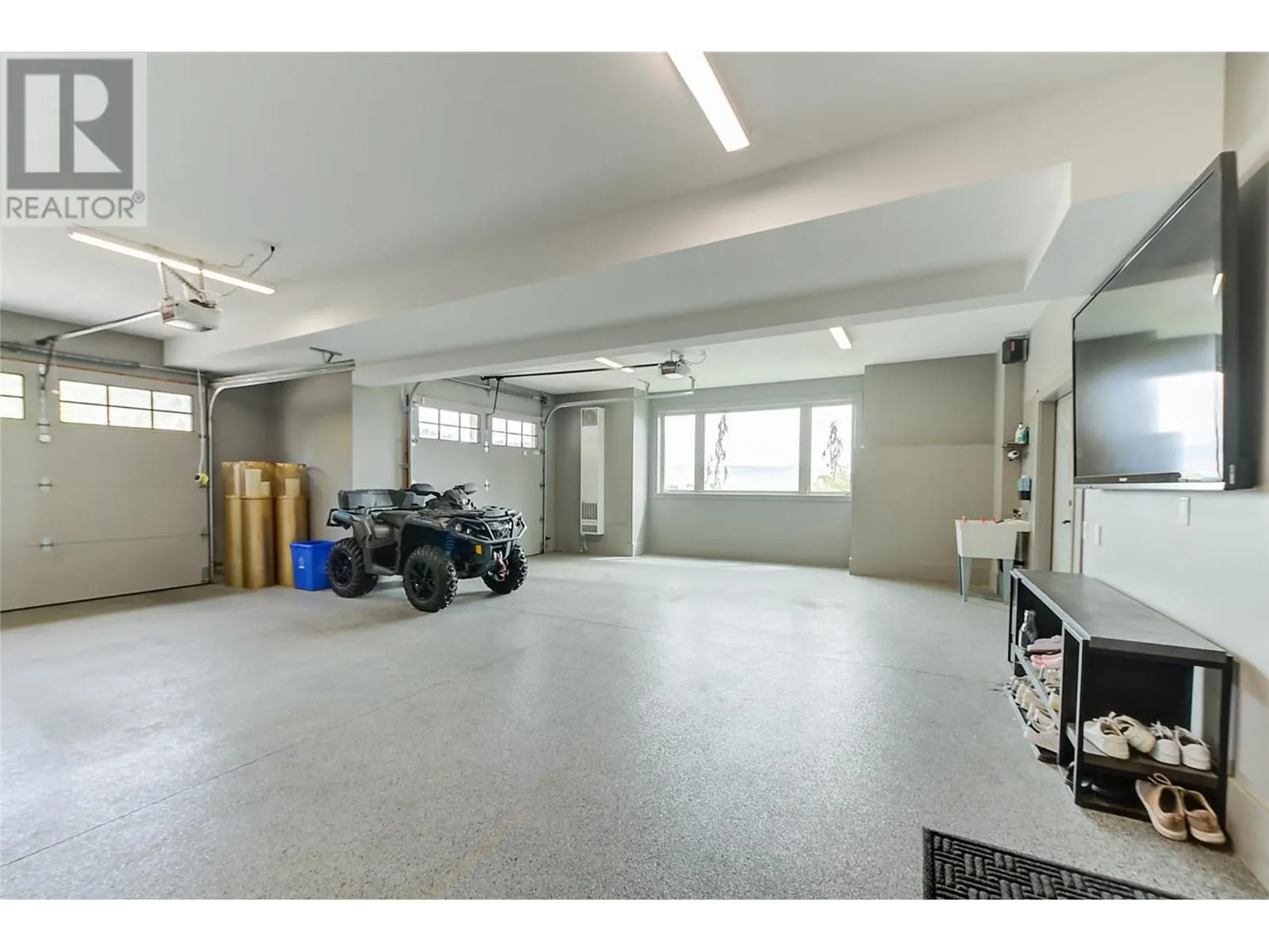 1520 Vineyard Drive