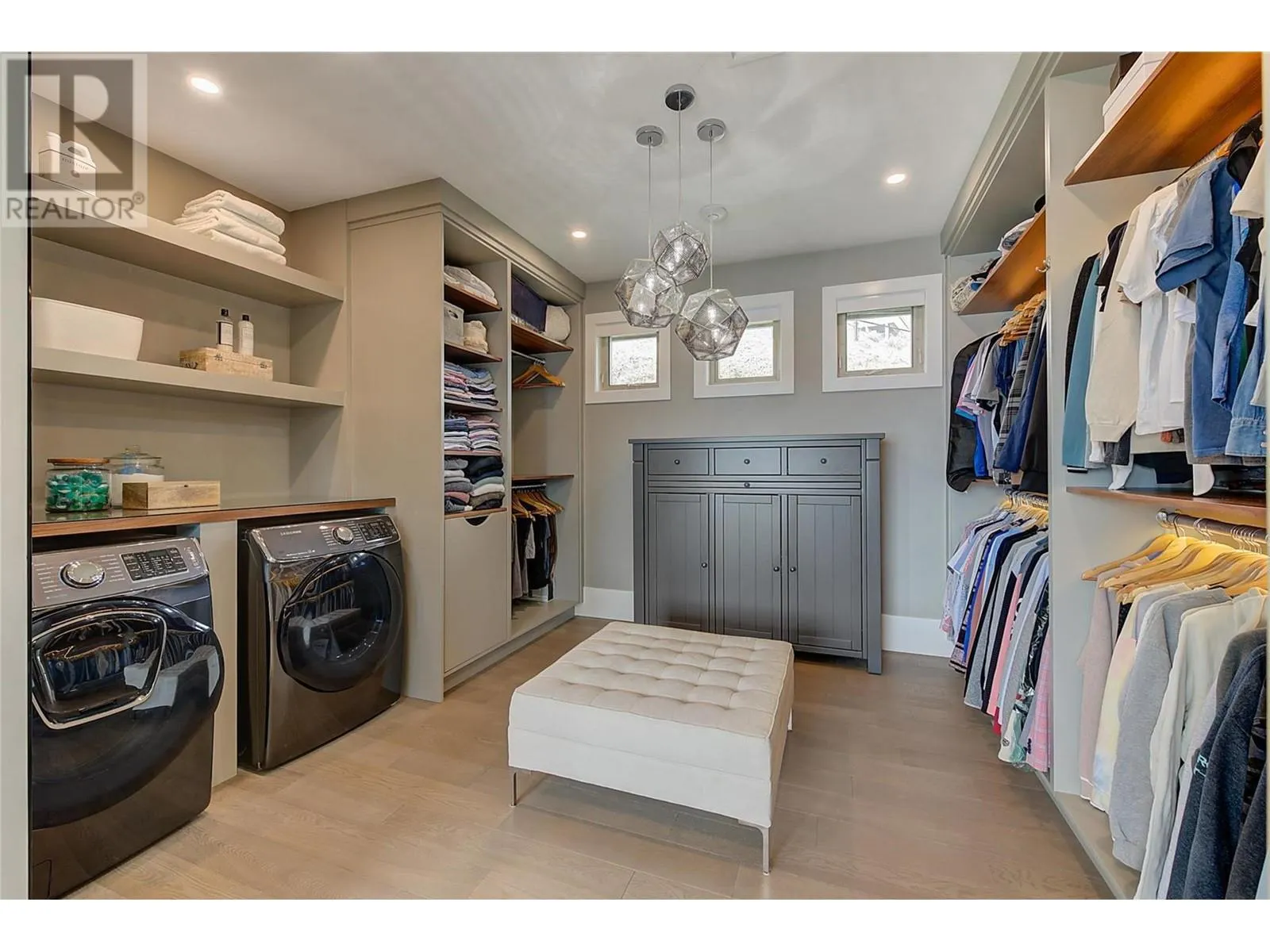 1520 Vineyard Drive
