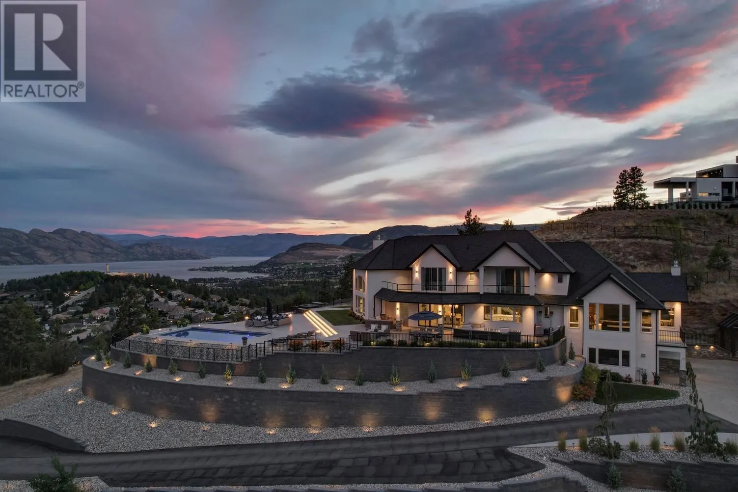 1520 Vineyard Drive
