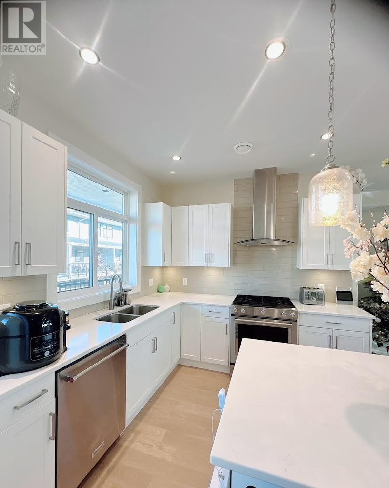 1102 Cameron Avenue Unit# 26