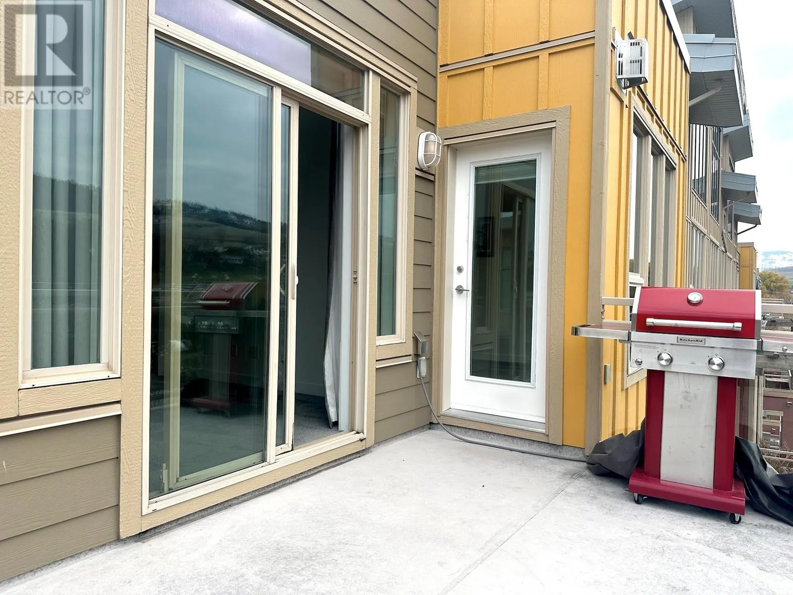 7343 Okanagan Landing Road Unit# 2402
