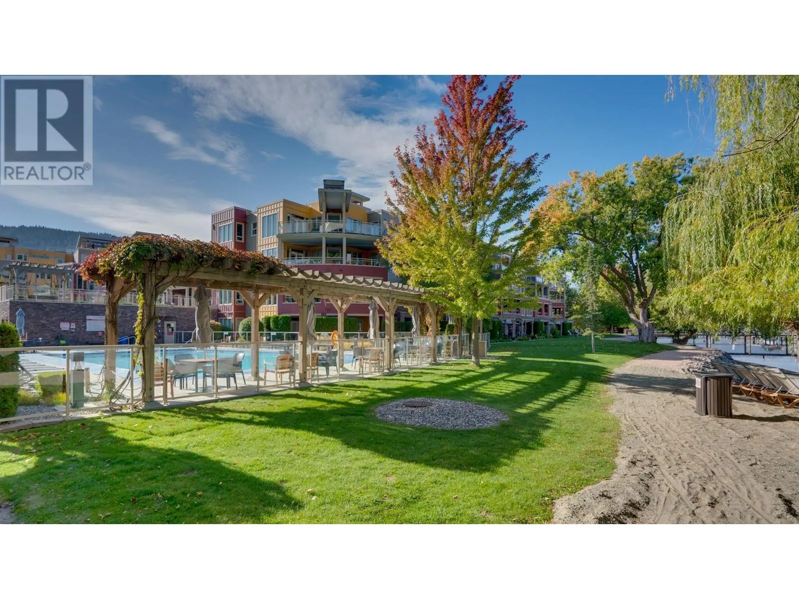 7343 Okanagan Landing Road Unit# 2402
