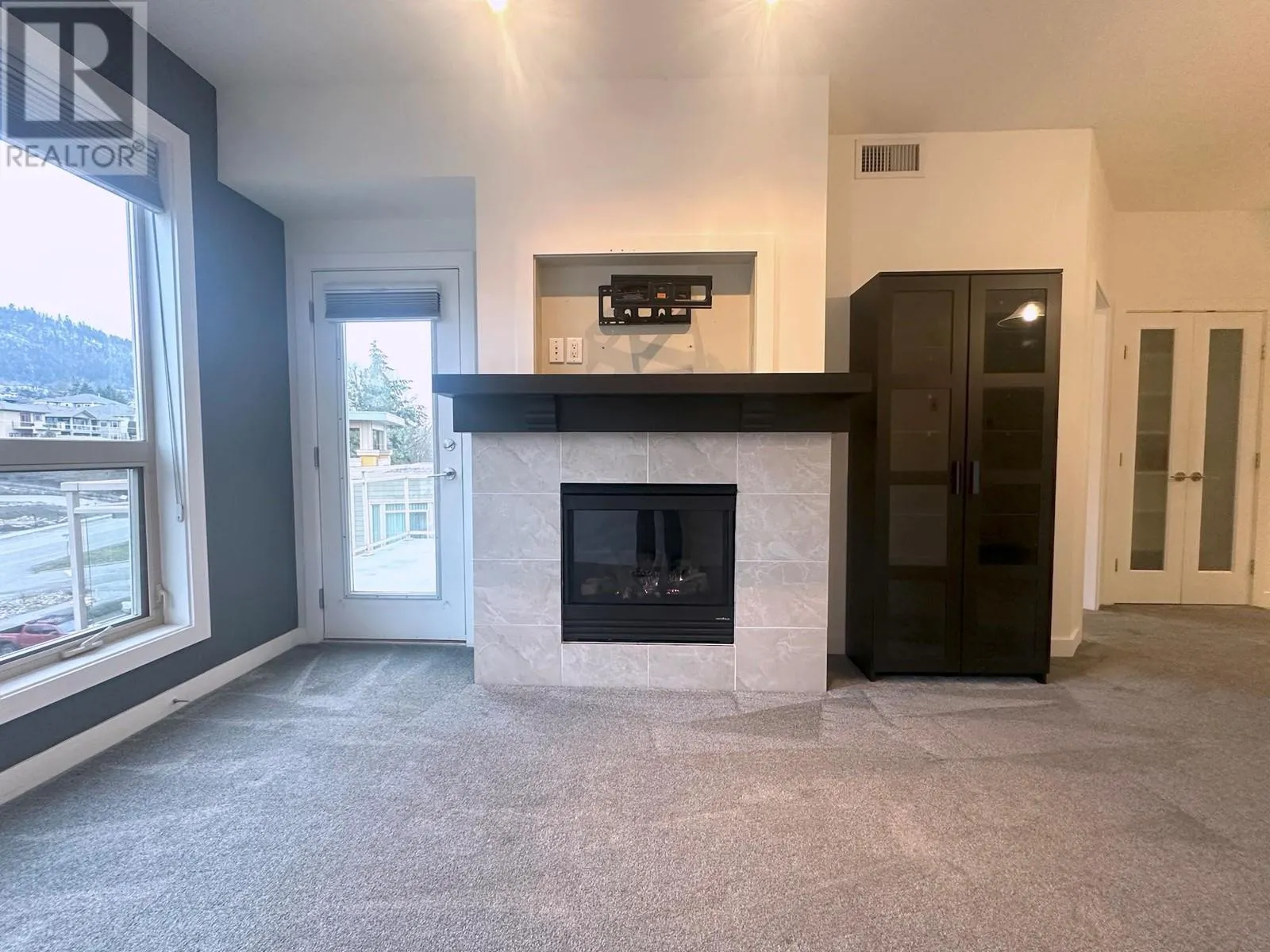 7343 Okanagan Landing Road Unit# 2402