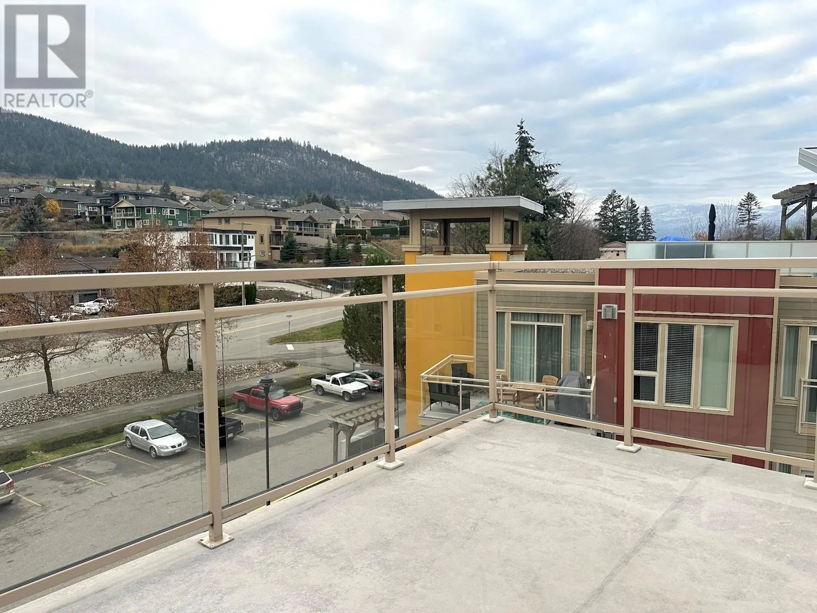 7343 Okanagan Landing Road Unit# 2402