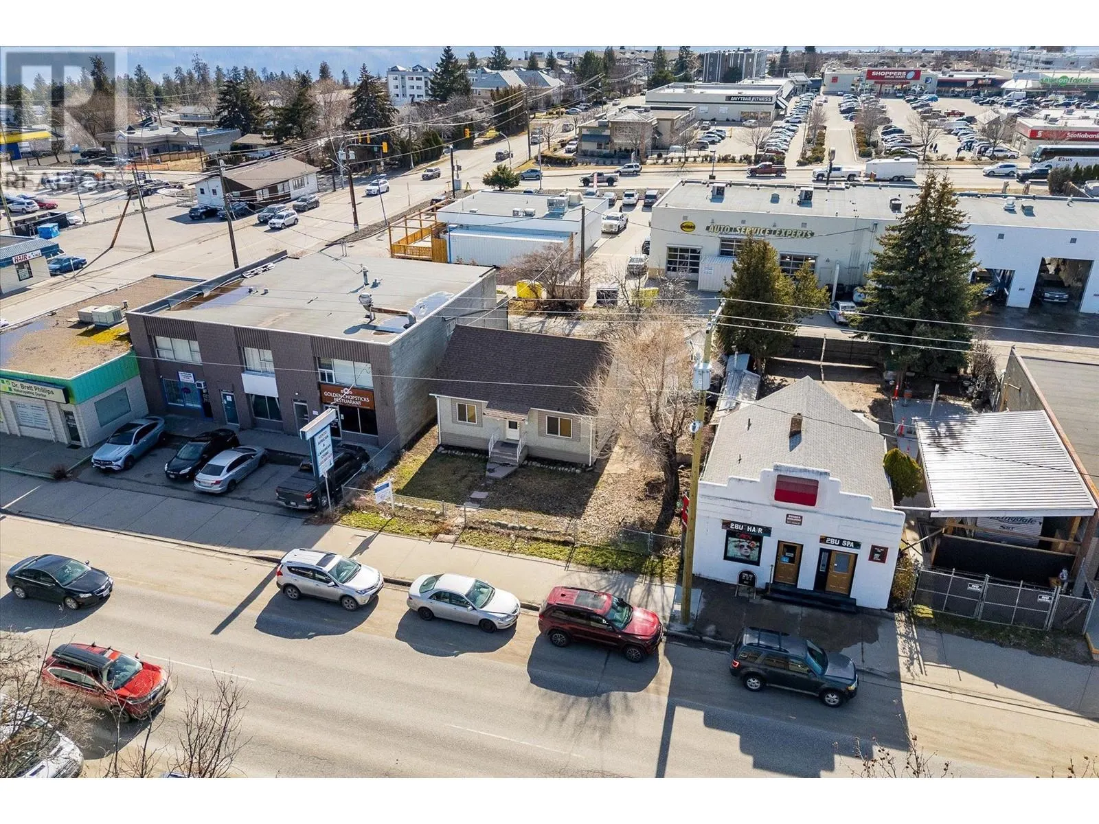 2465 Main Street