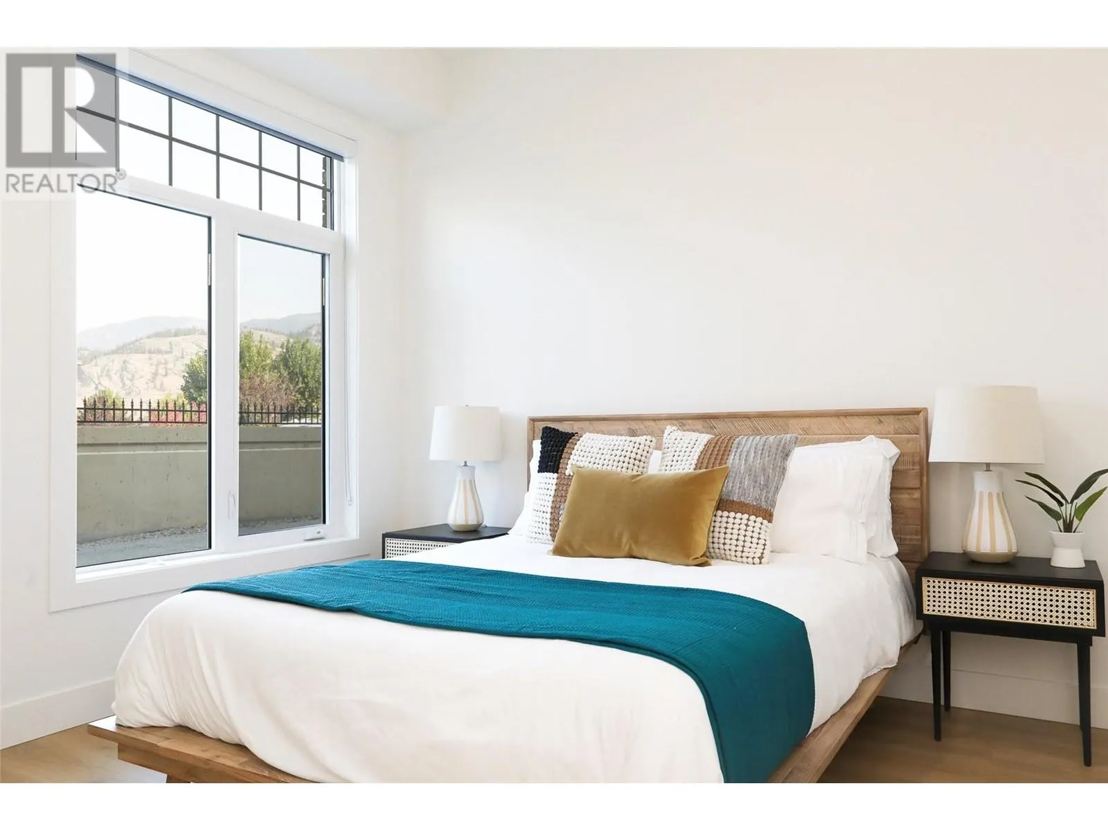 850 Railway Lane Unit# 102