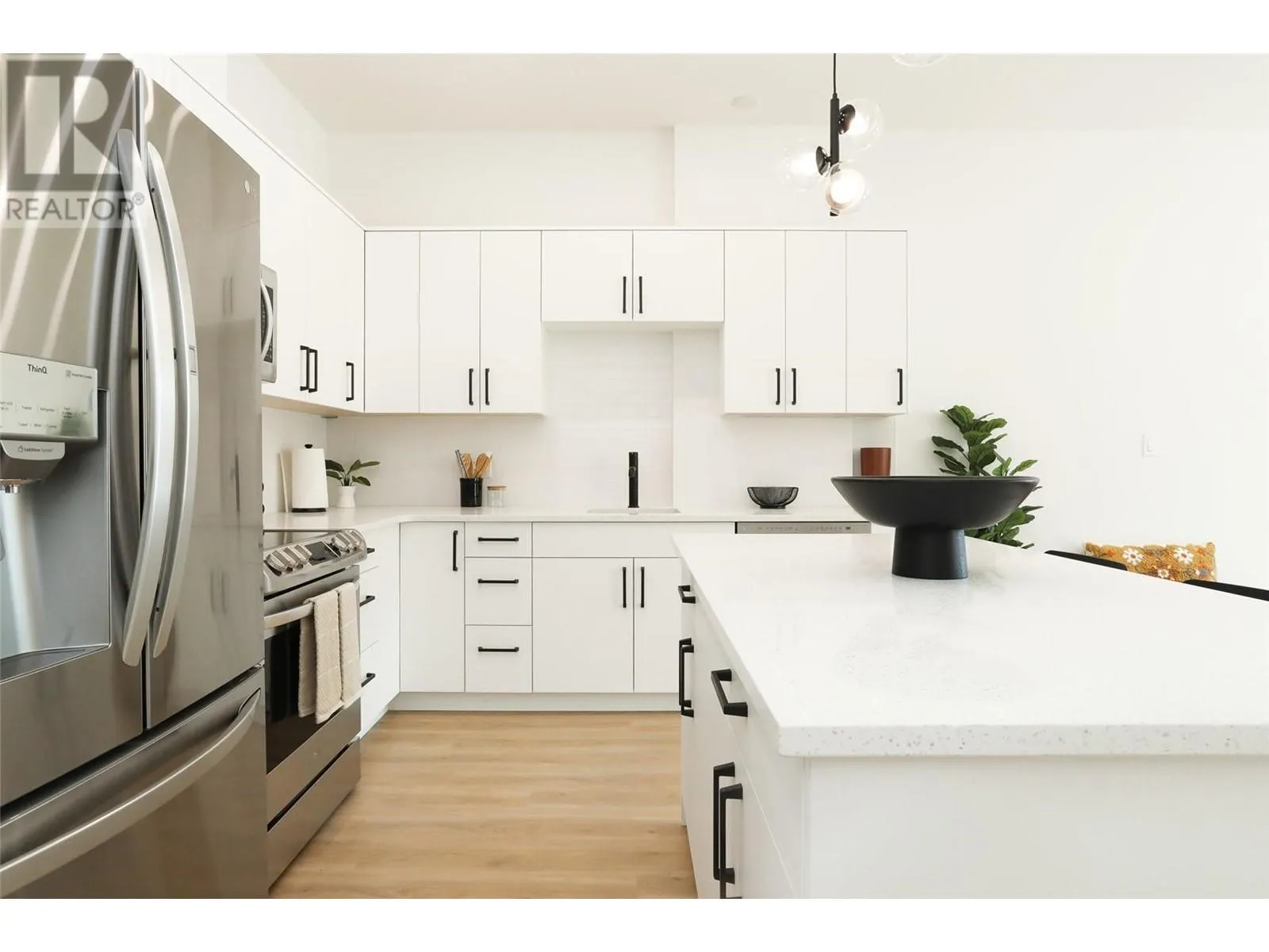 850 Railway Lane Unit# 102