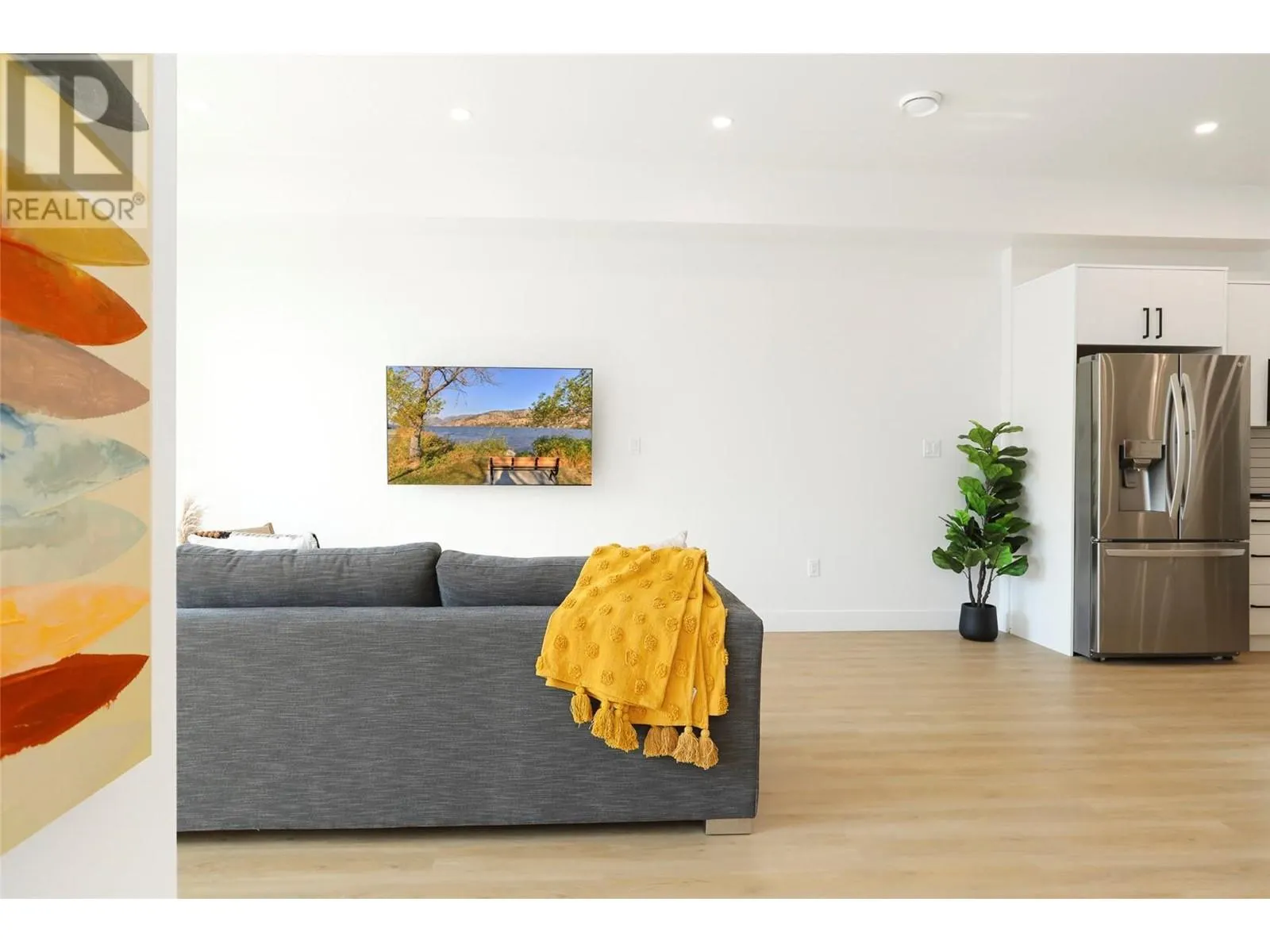 850 RAILWAY Lane Unit# 103