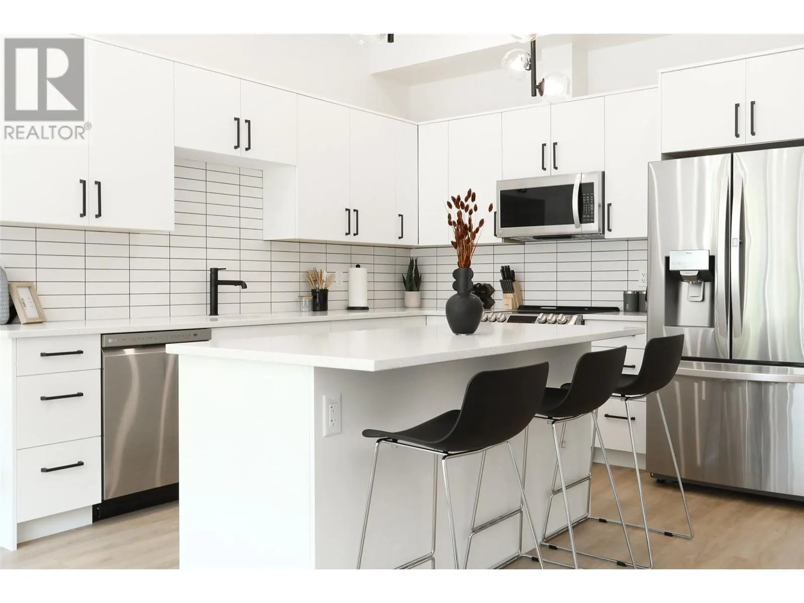 850 Railway Lane Unit# 106