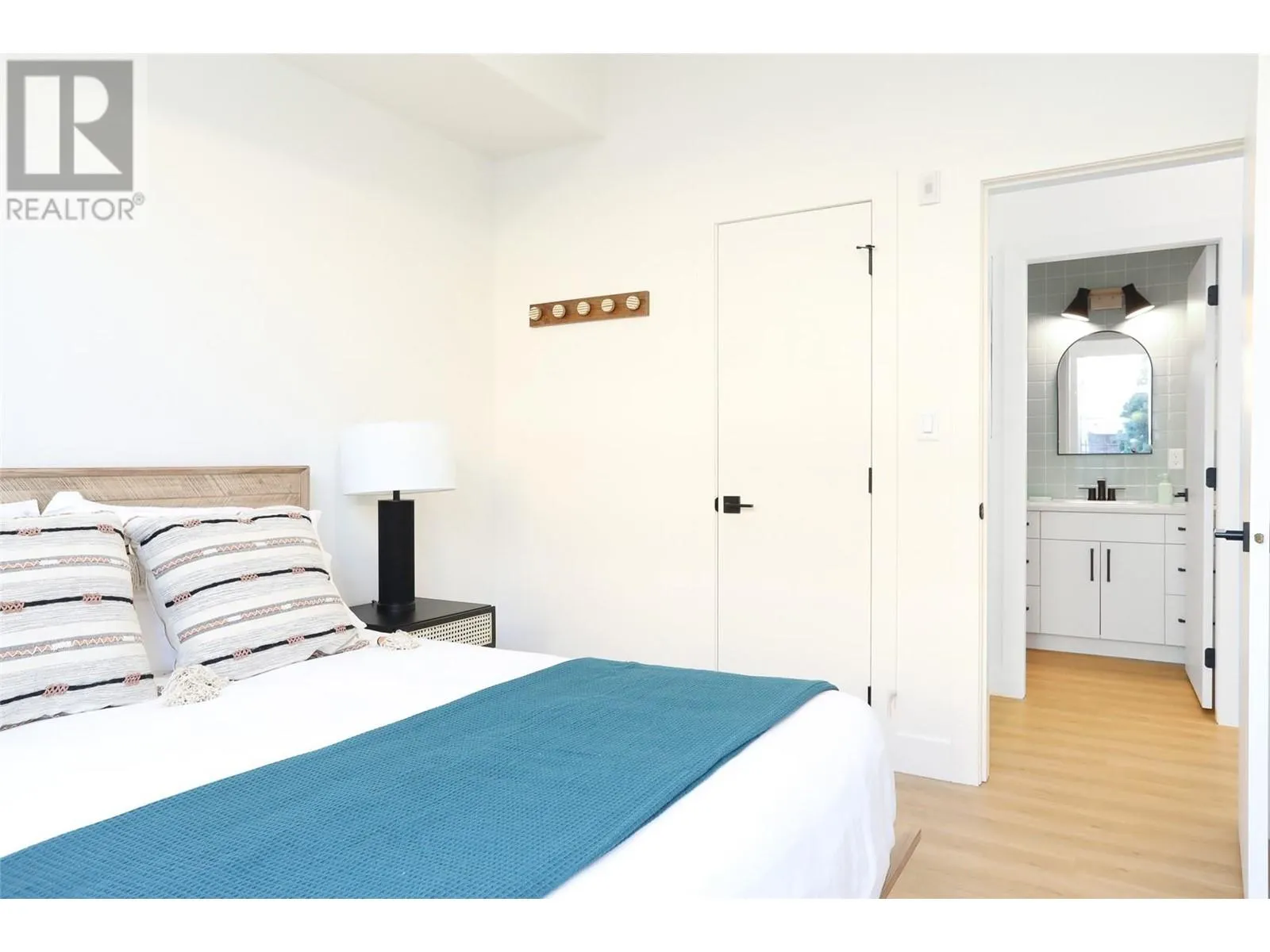 850 Railway Lane Unit# 106