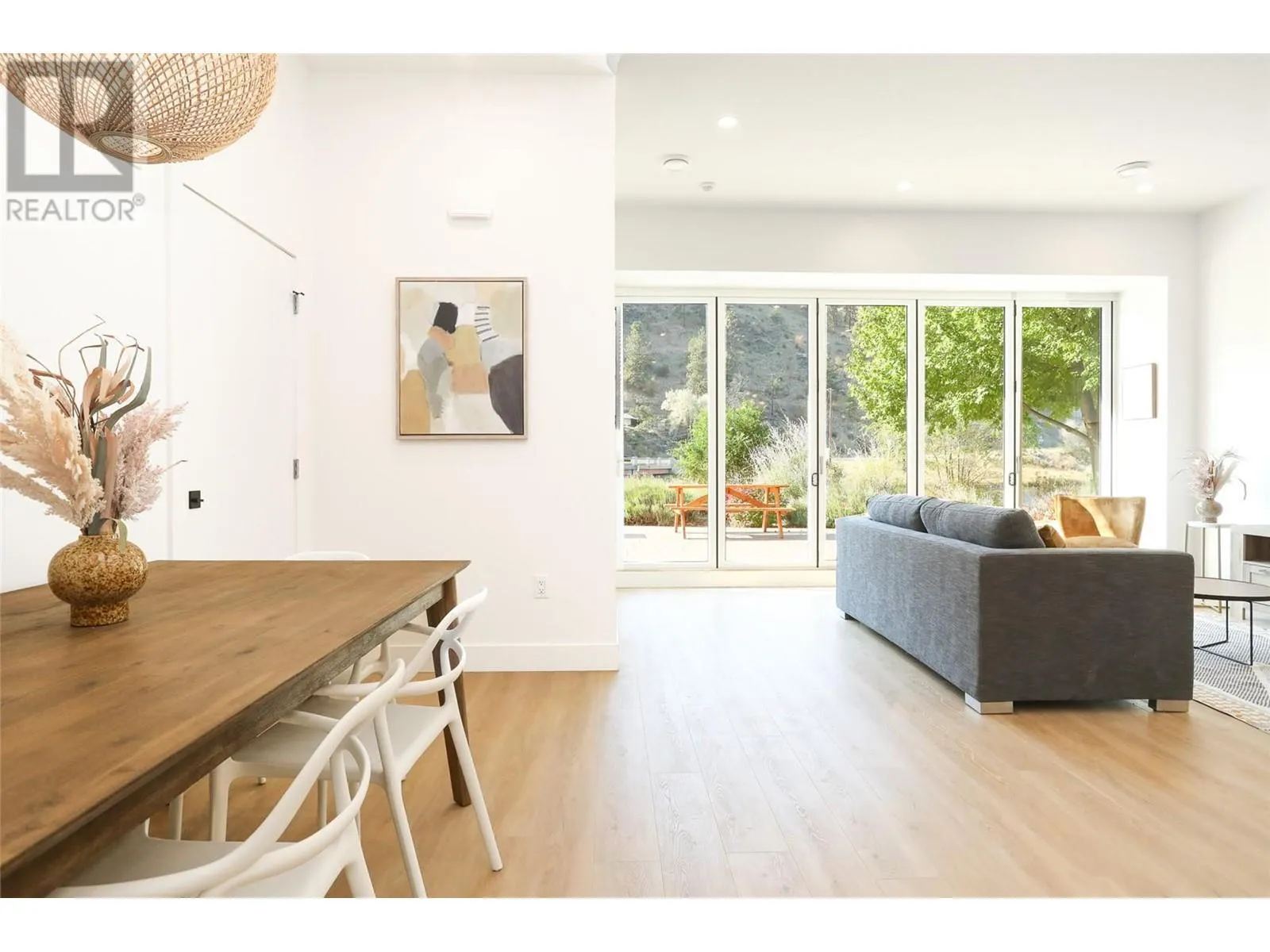 850 Railway Lane Unit# 106