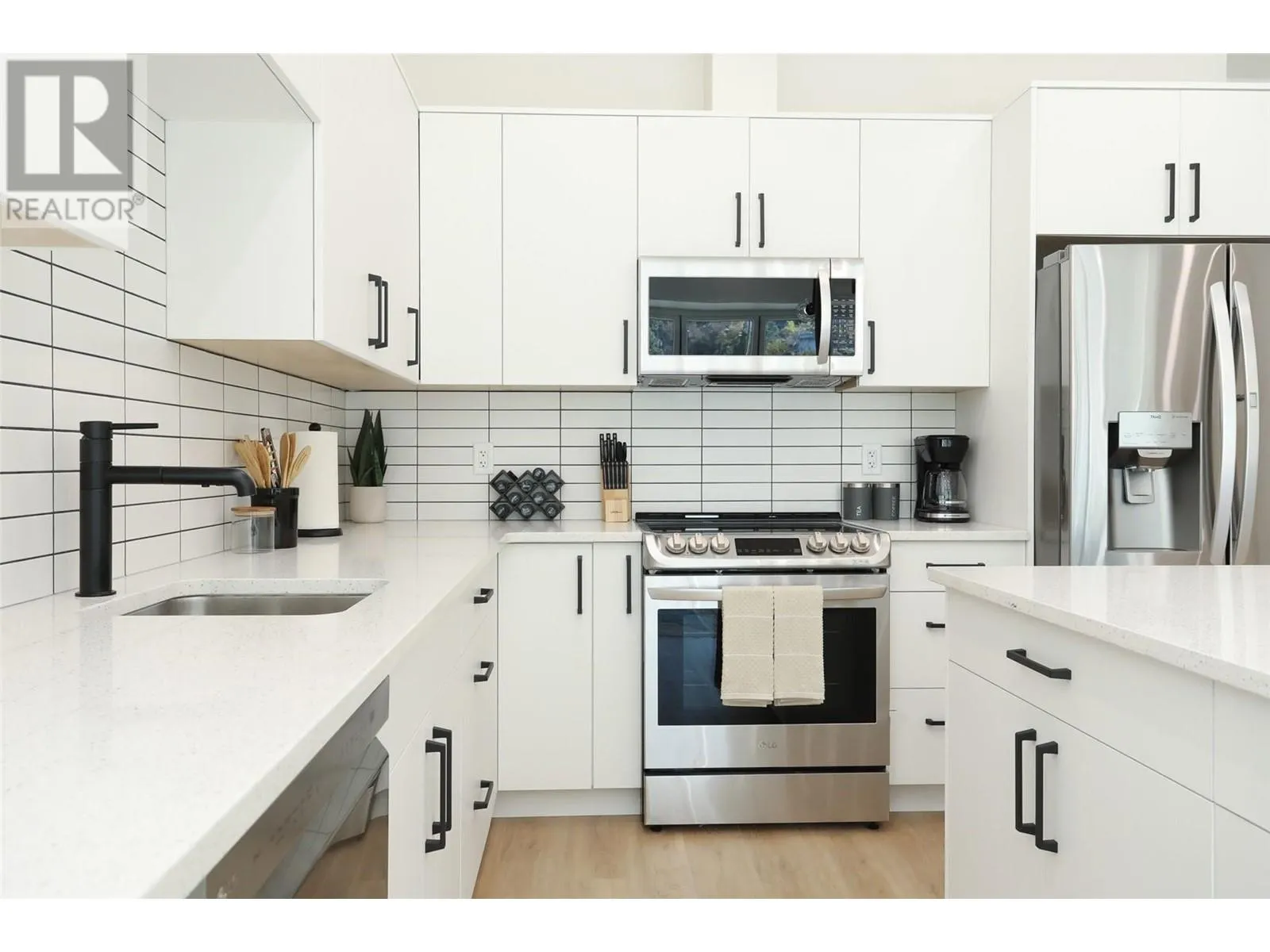 850 Railway Lane Unit# 106