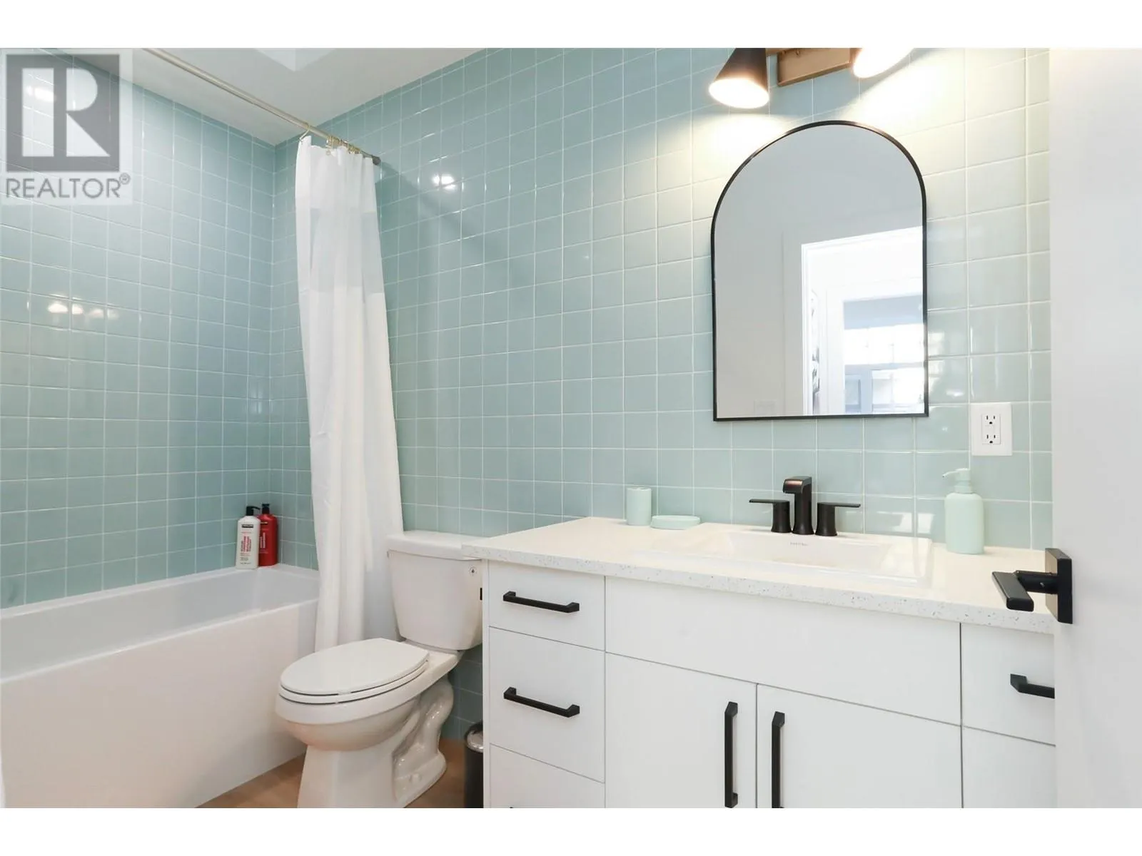 850 Railway Lane Unit# 106