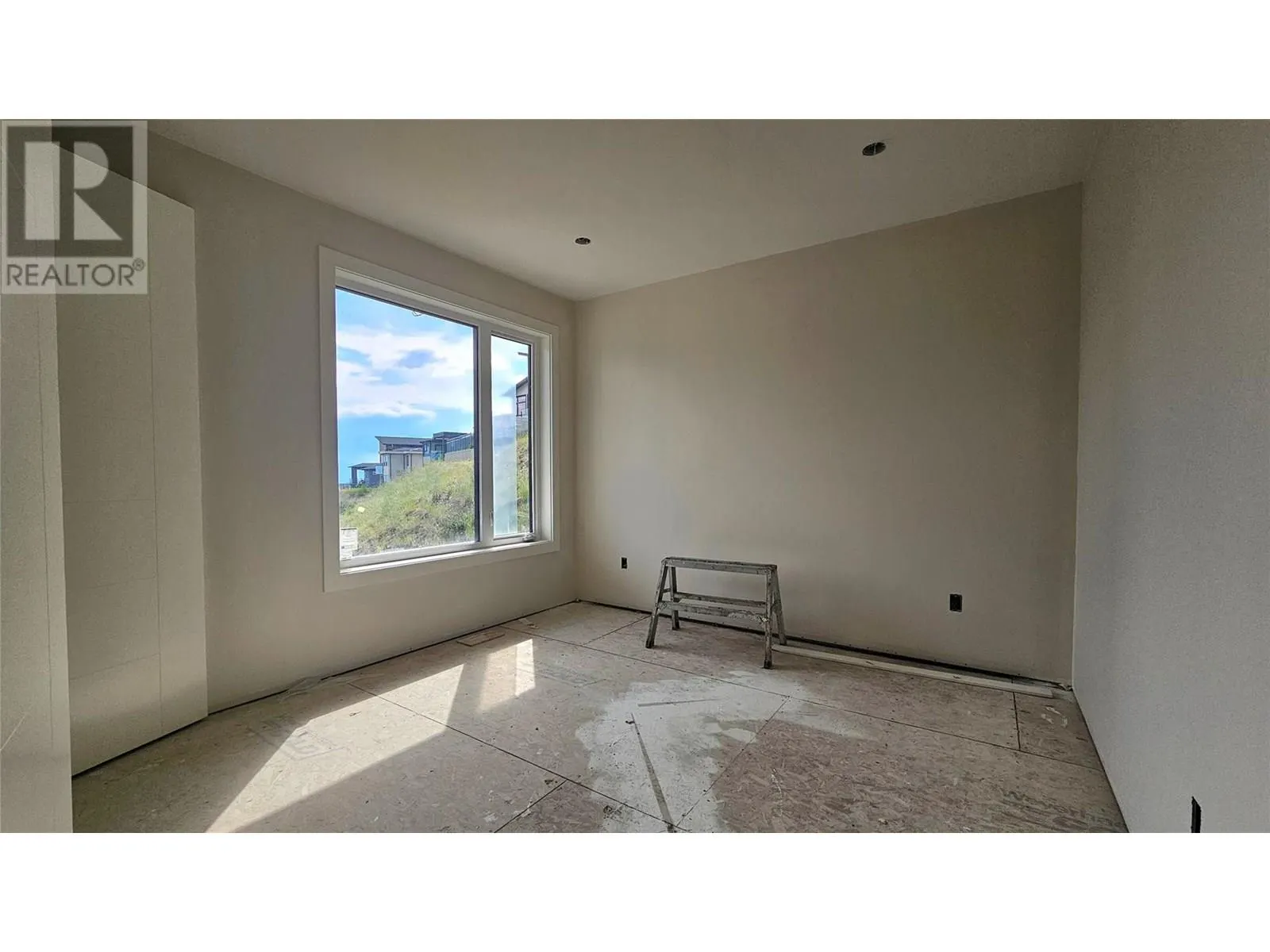 1122 Carnoustie Drive