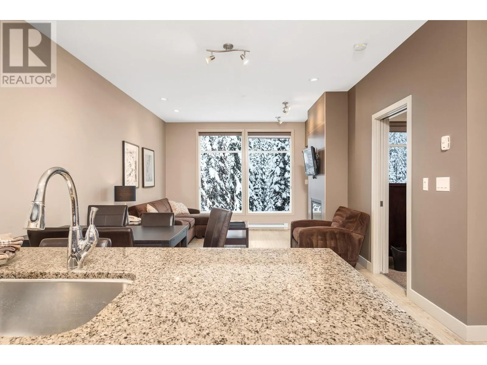 30 Monashee Road Unit# 310