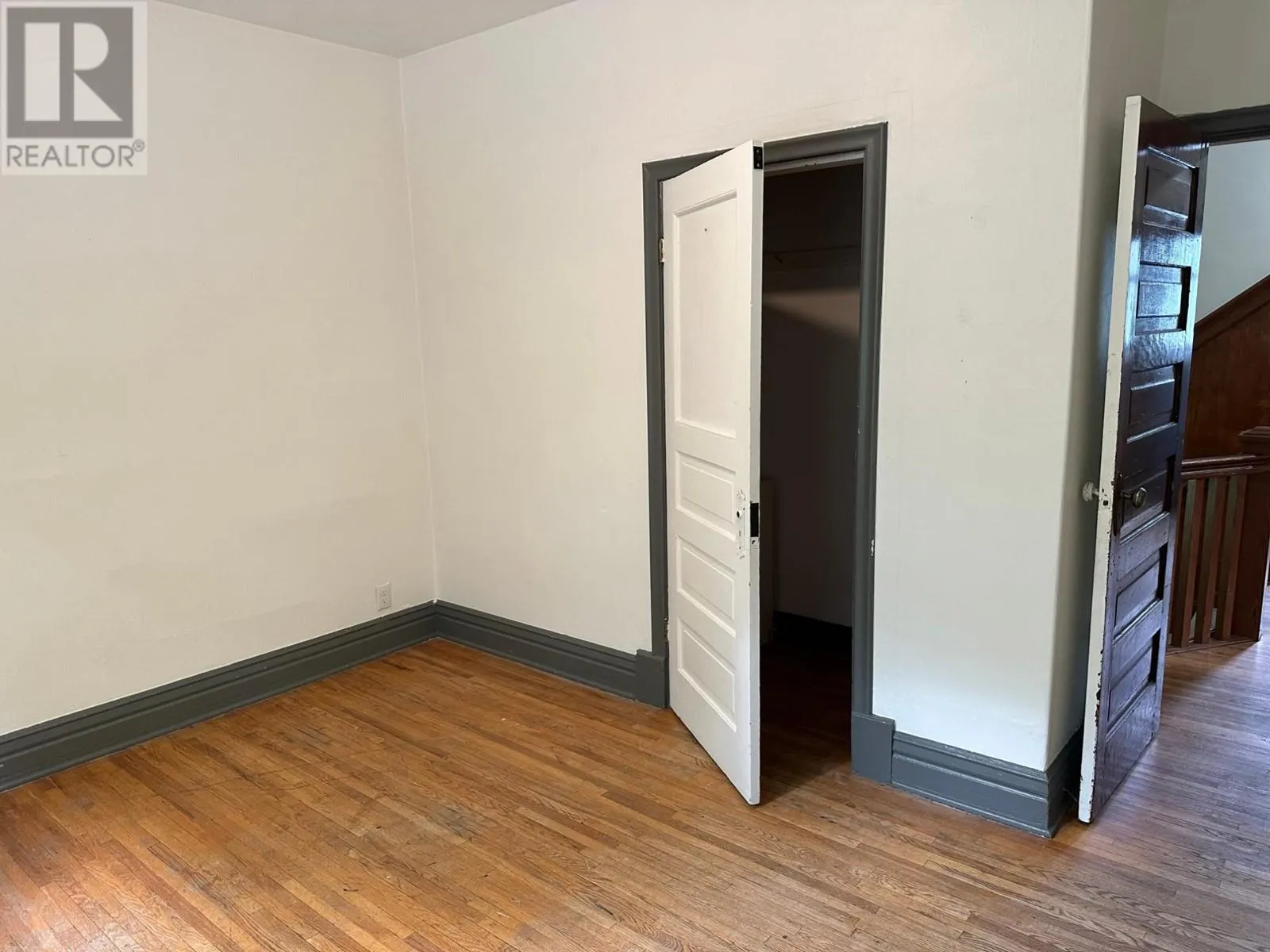 815 BAKER Street