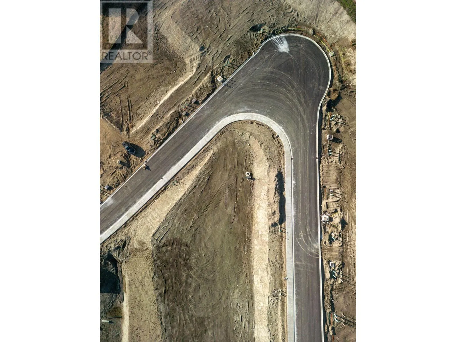Lot 9 Road