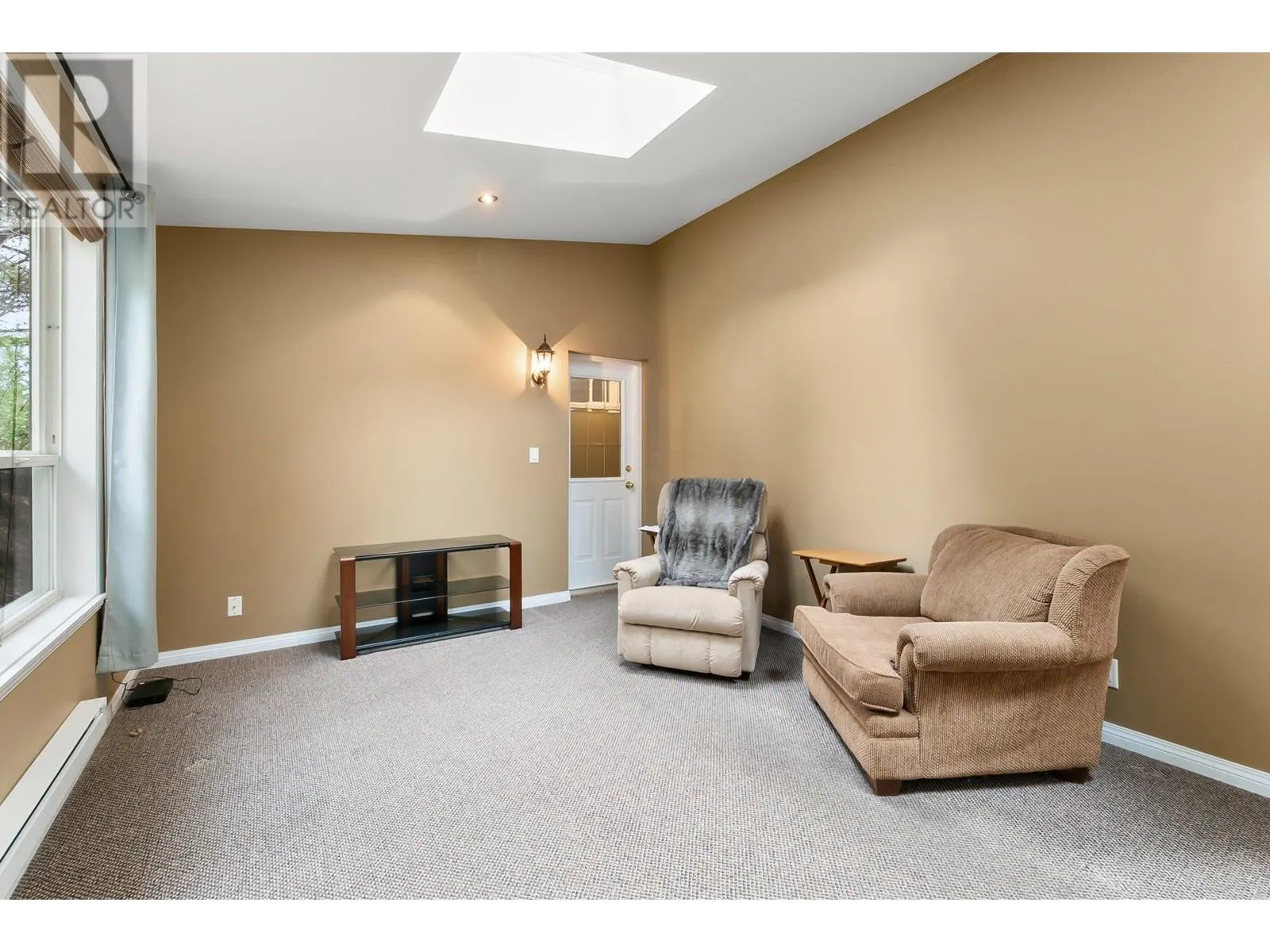 3281 Juniper Drive