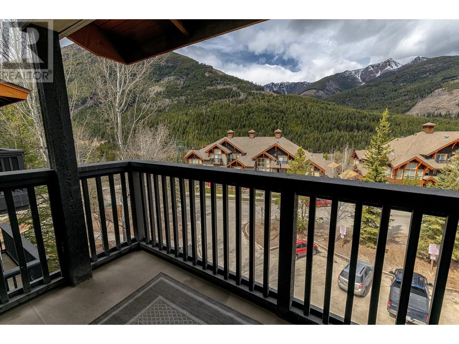 2050 Summit Drive Unit# 306