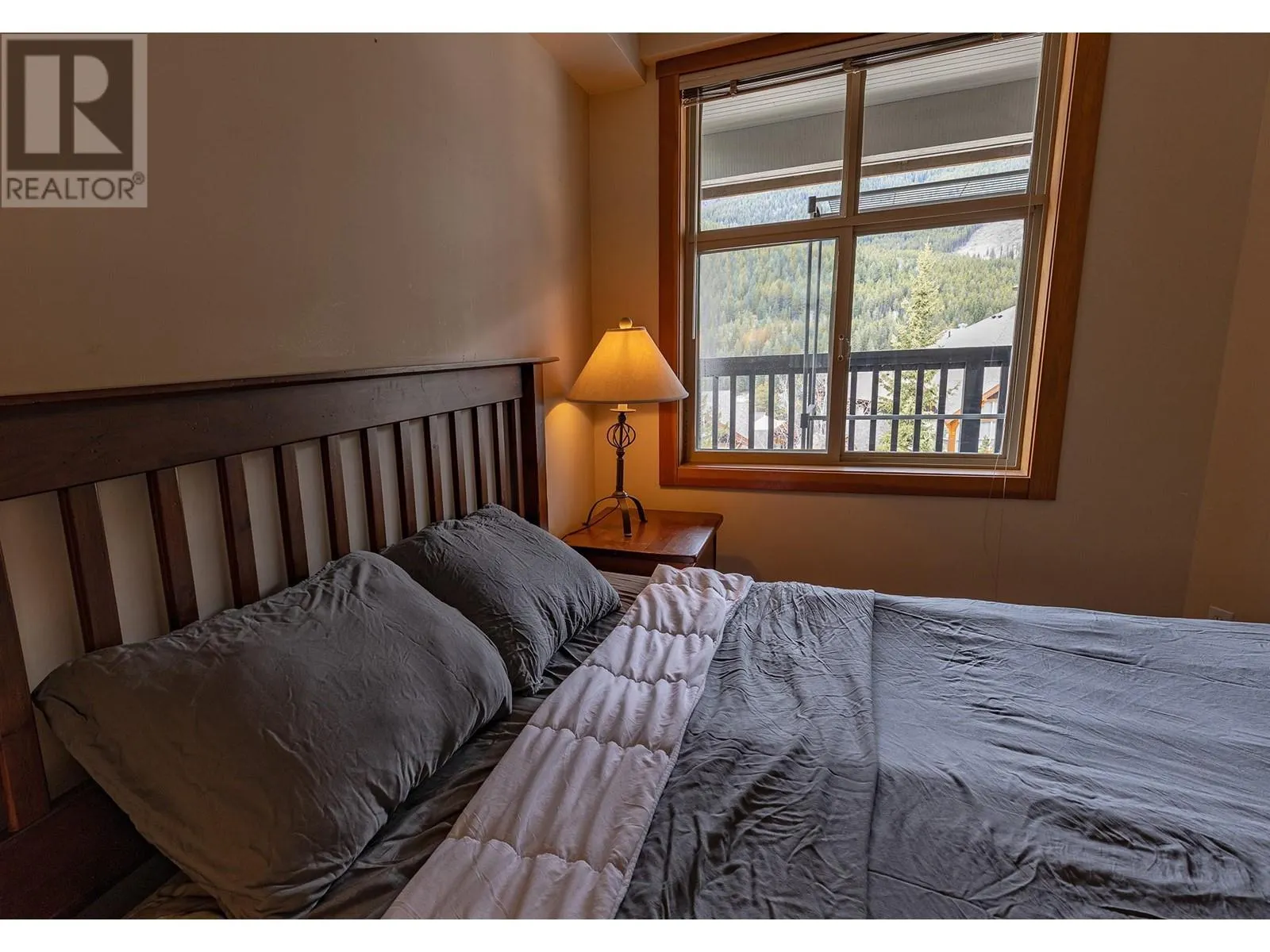 2050 Summit Drive Unit# 306