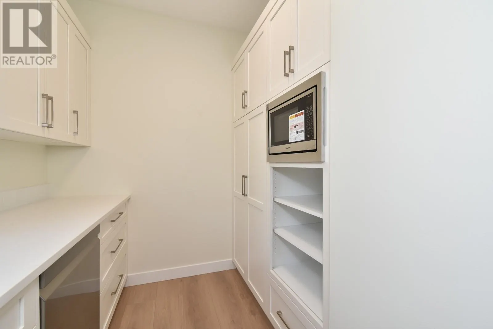 2508 Golf View Crescent