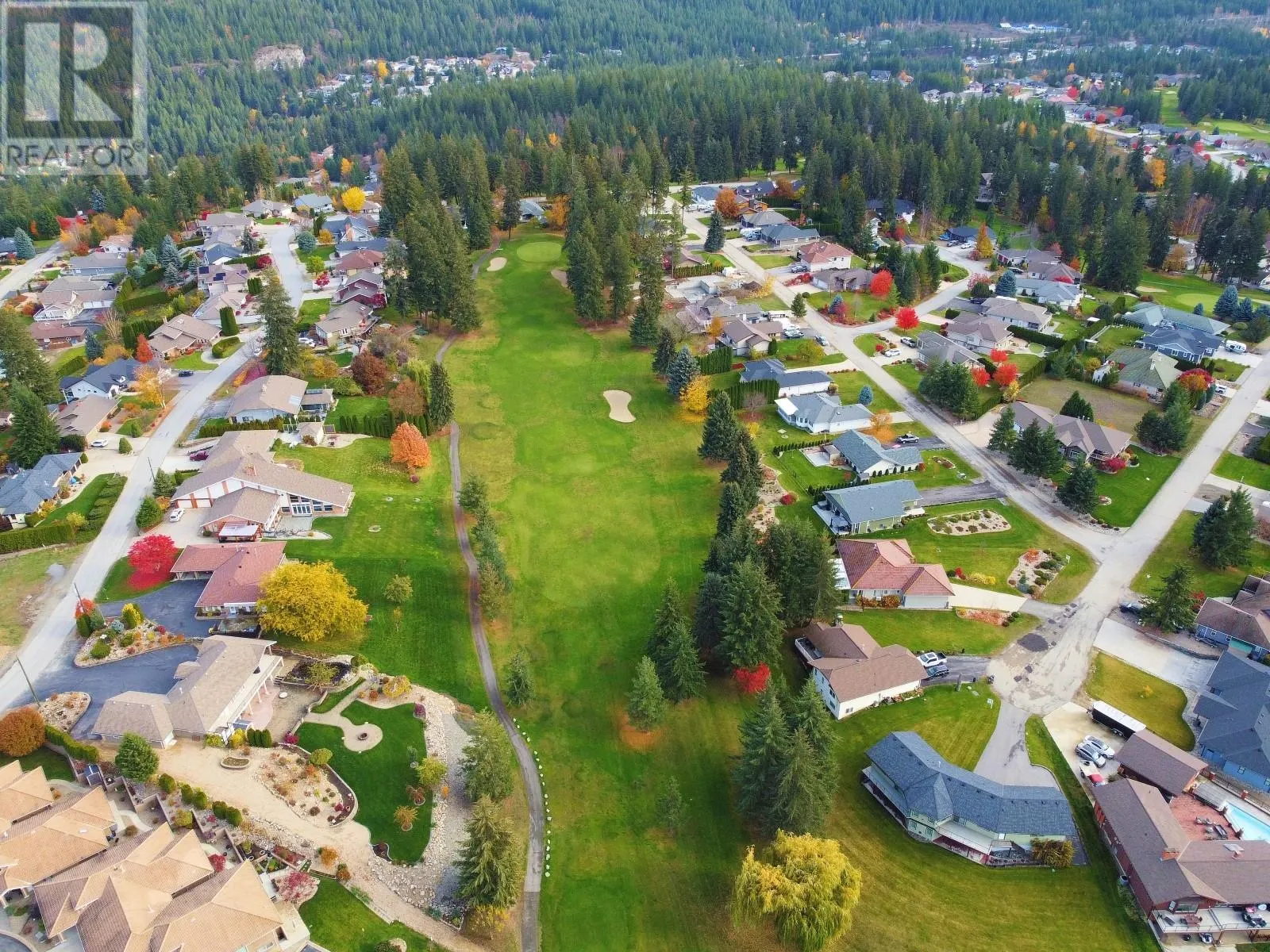 2508 Golf View Crescent