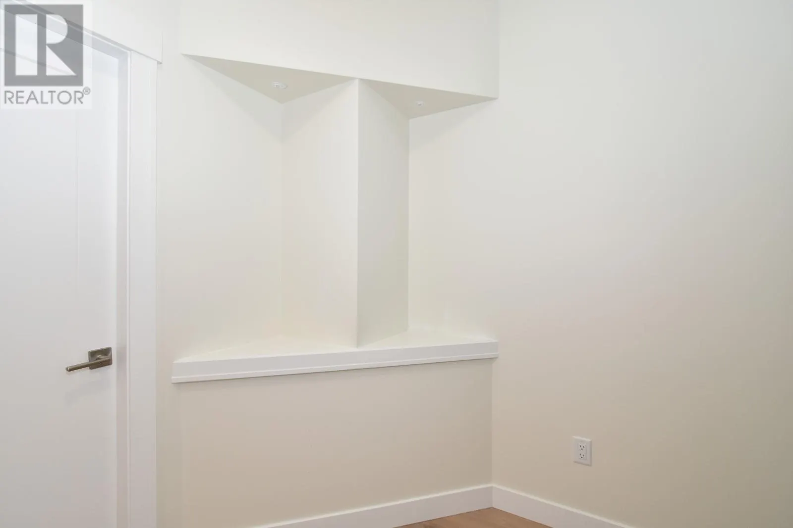 2508 Golf View Crescent