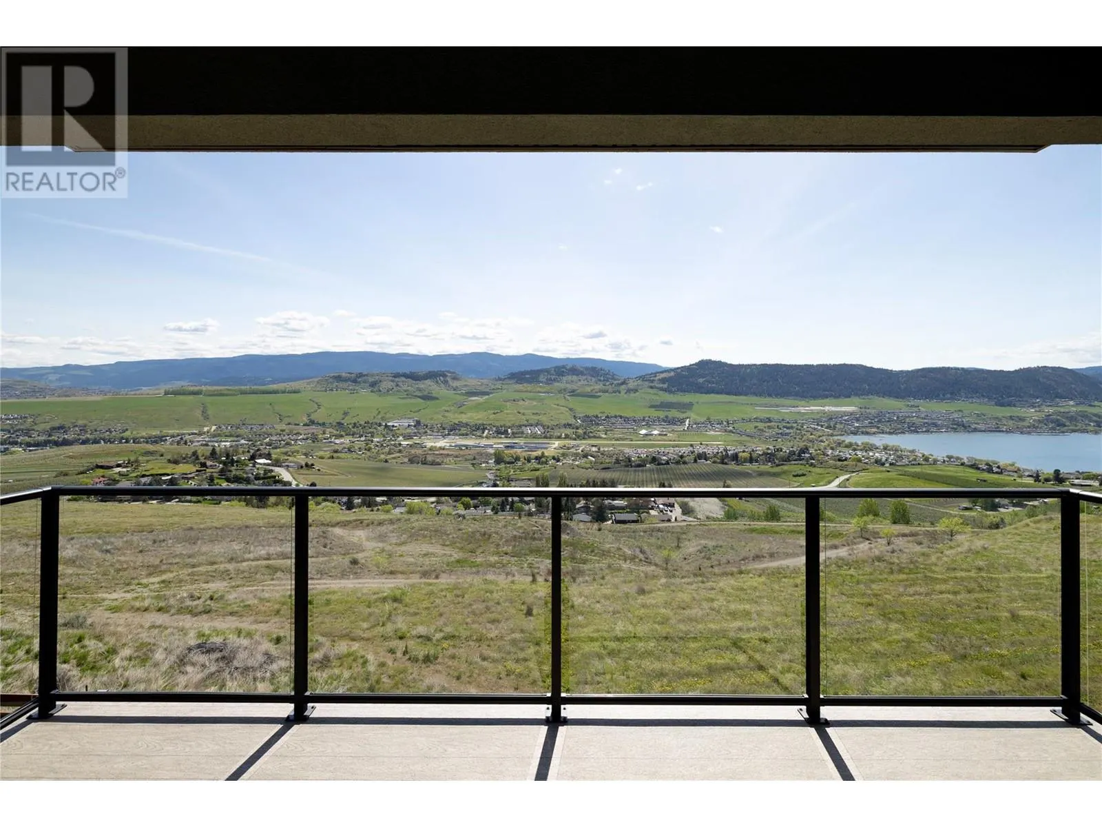 595 Vineyard Way N Unit# 9