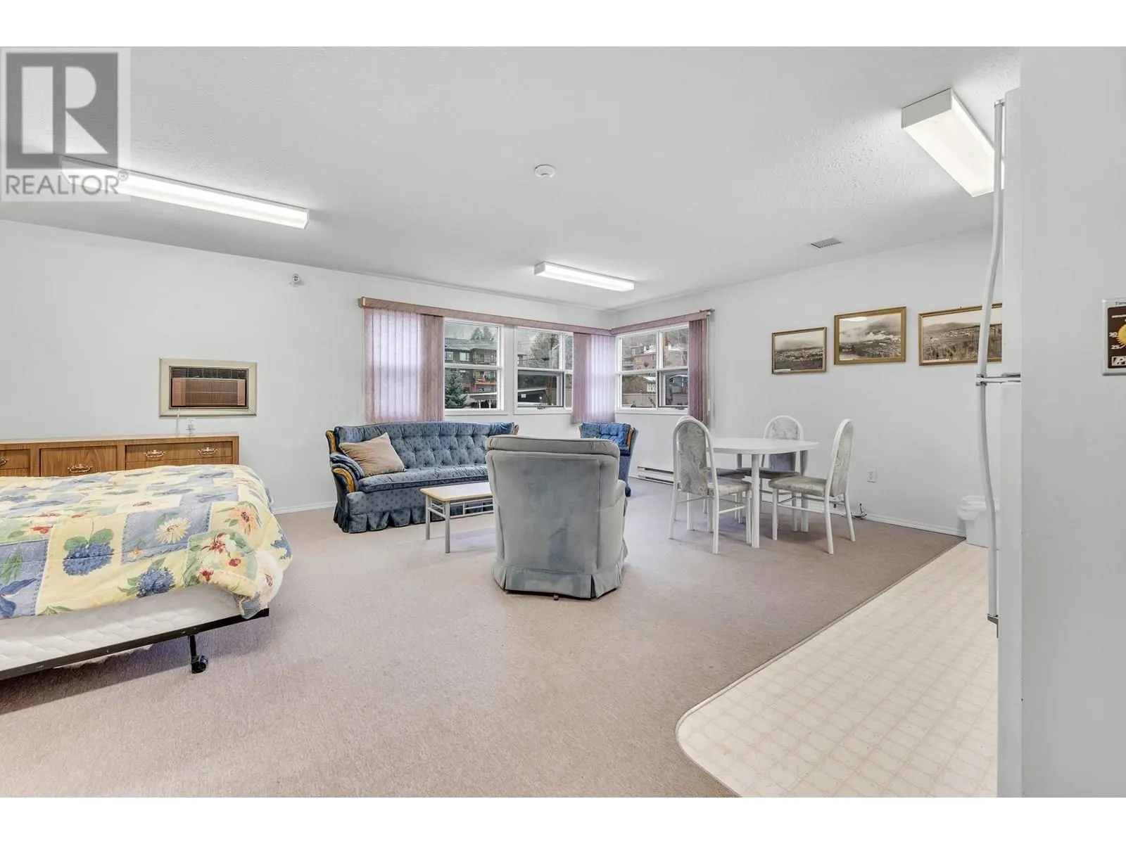 703 Granville Avenue Unit# 104 Lot# 4