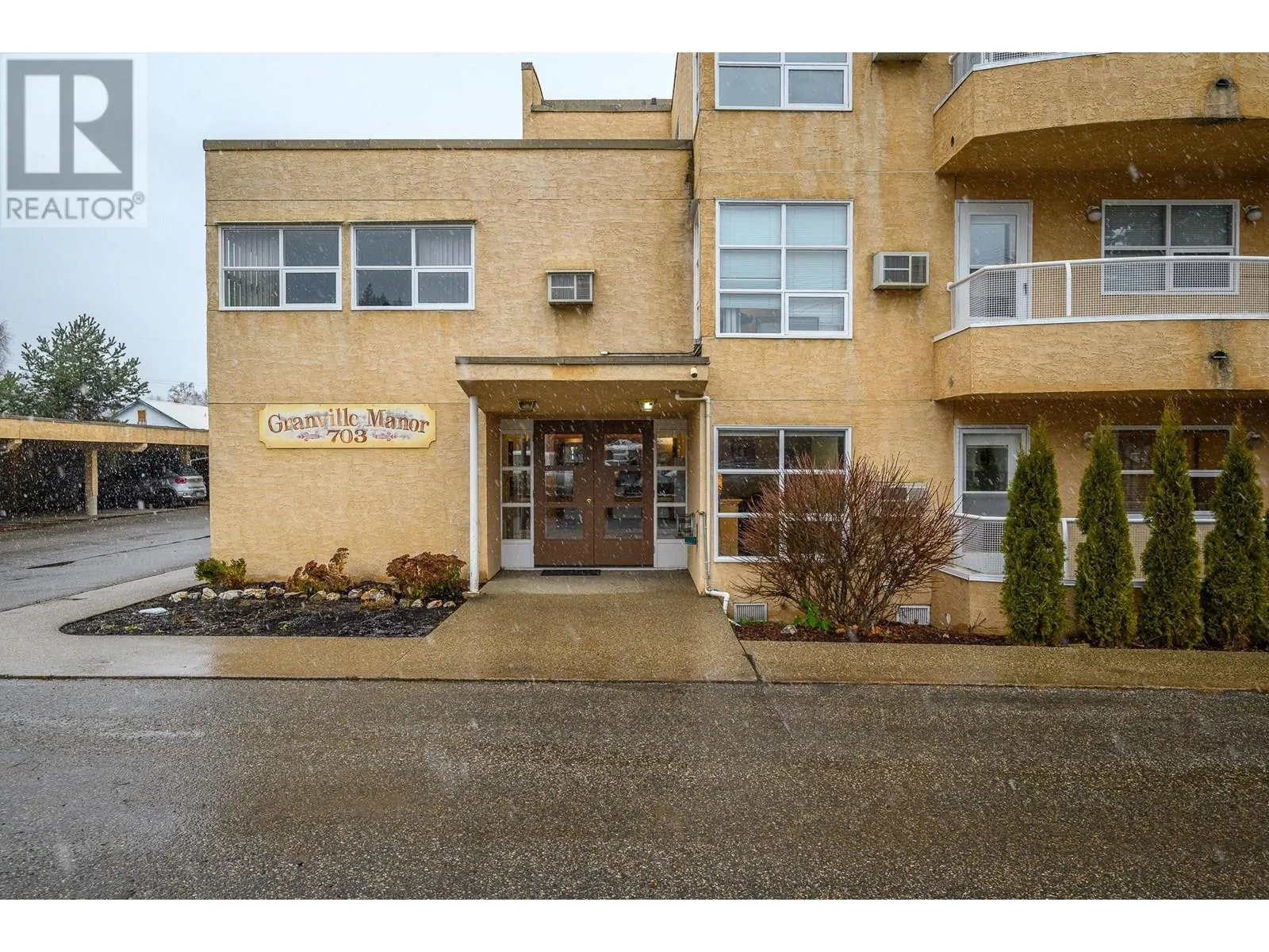 703 Granville Avenue Unit# 104 Lot# 4