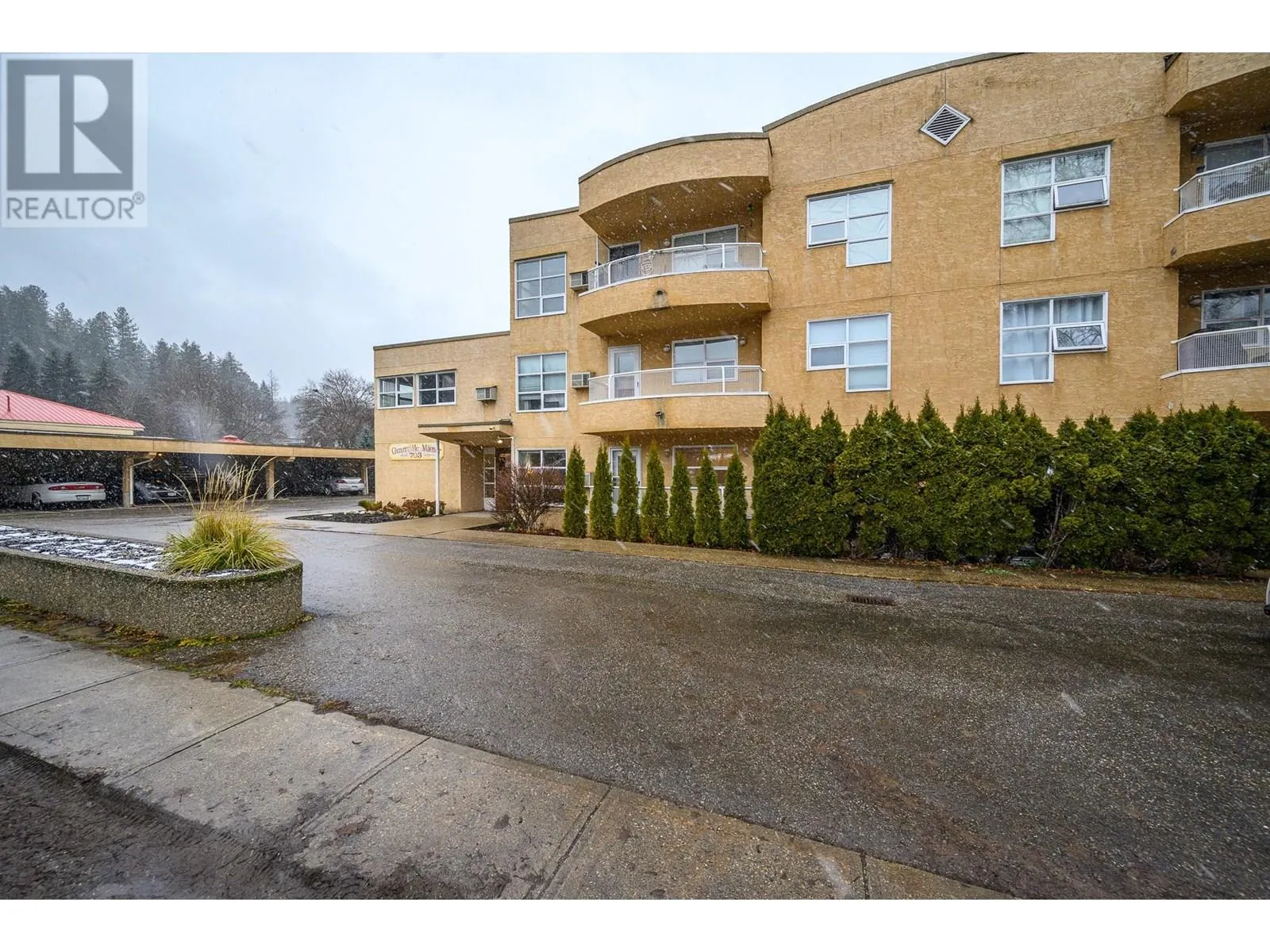 703 Granville Avenue Unit# 104 Lot# 4