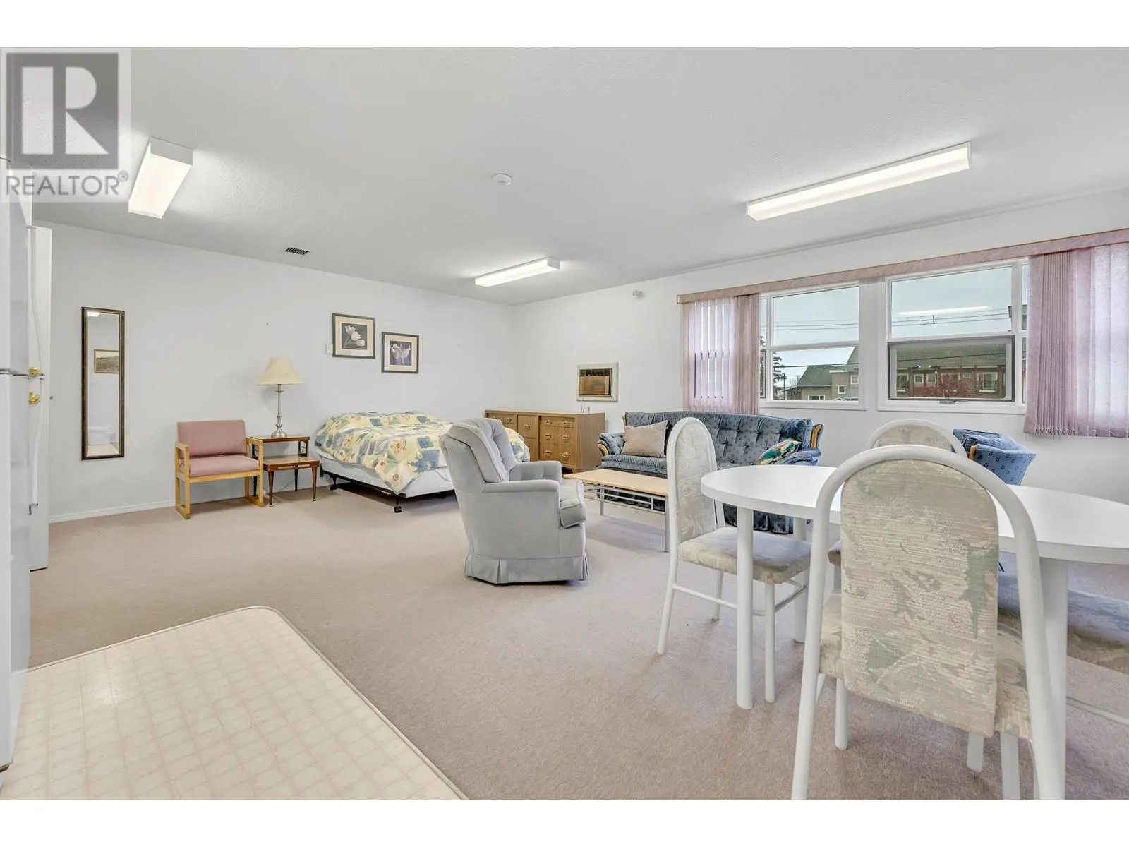 703 Granville Avenue Unit# 104 Lot# 4