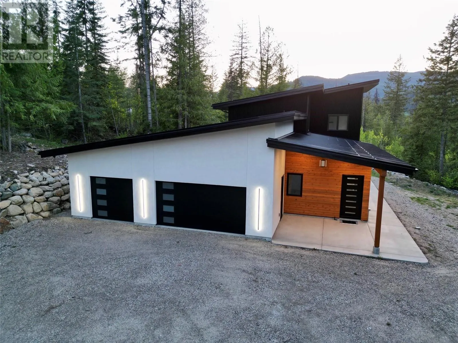 1350 Kai Road