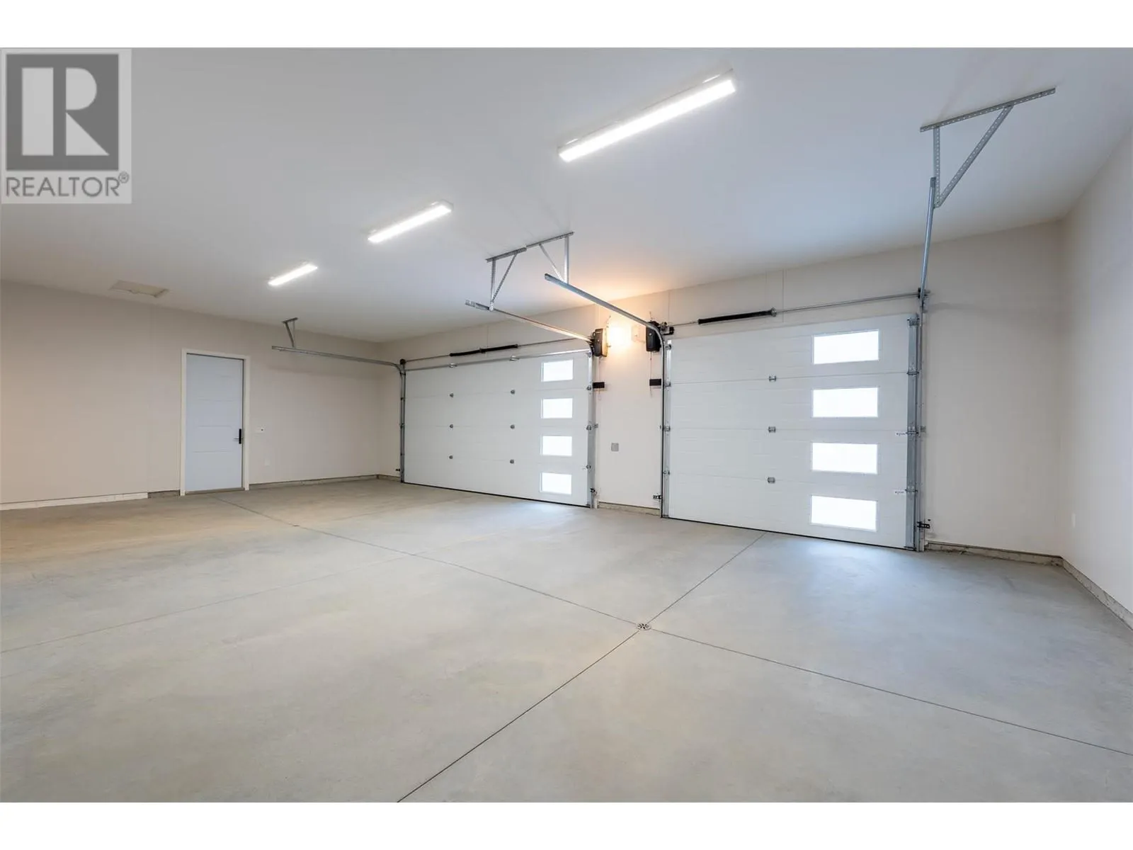1350 Kai Road