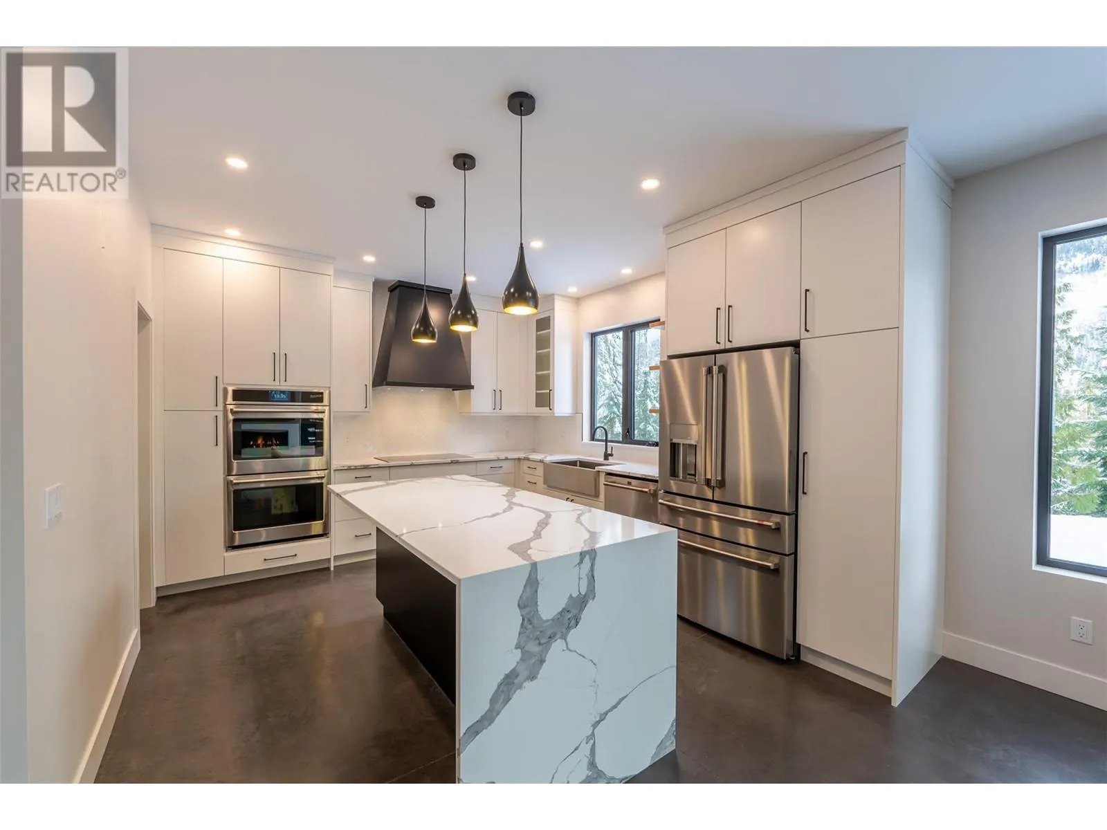 1350 Kai Road