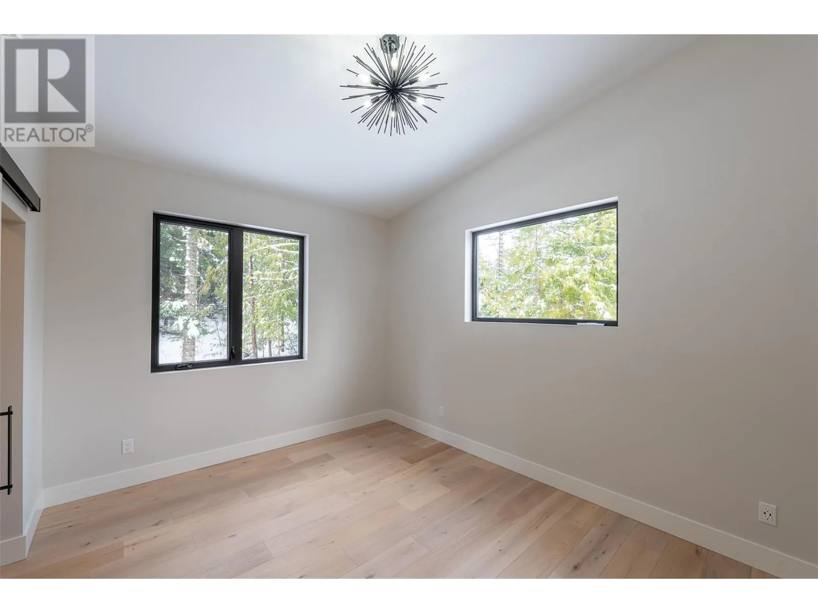 1350 Kai Road
