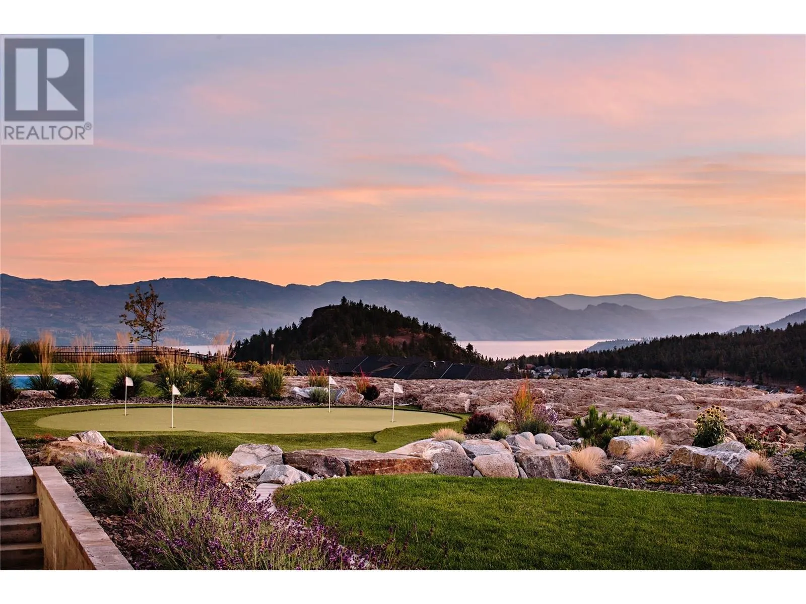 1462 Rocky Point Drive