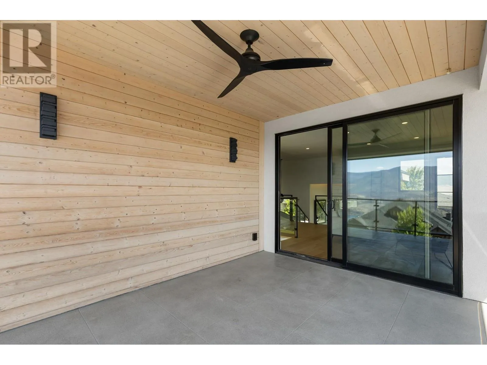 1462 Rocky Point Drive