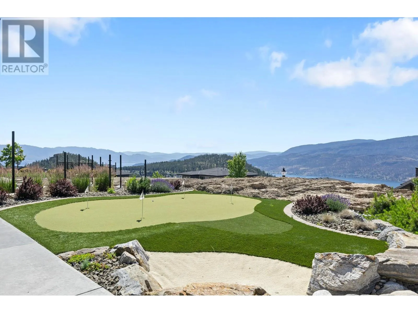 1462 Rocky Point Drive