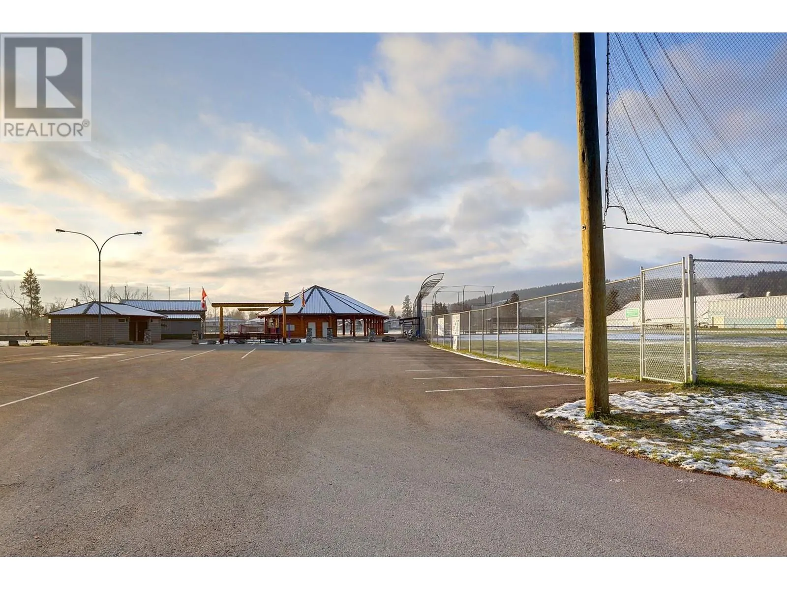 211 Kildonan Avenue Unit# 107