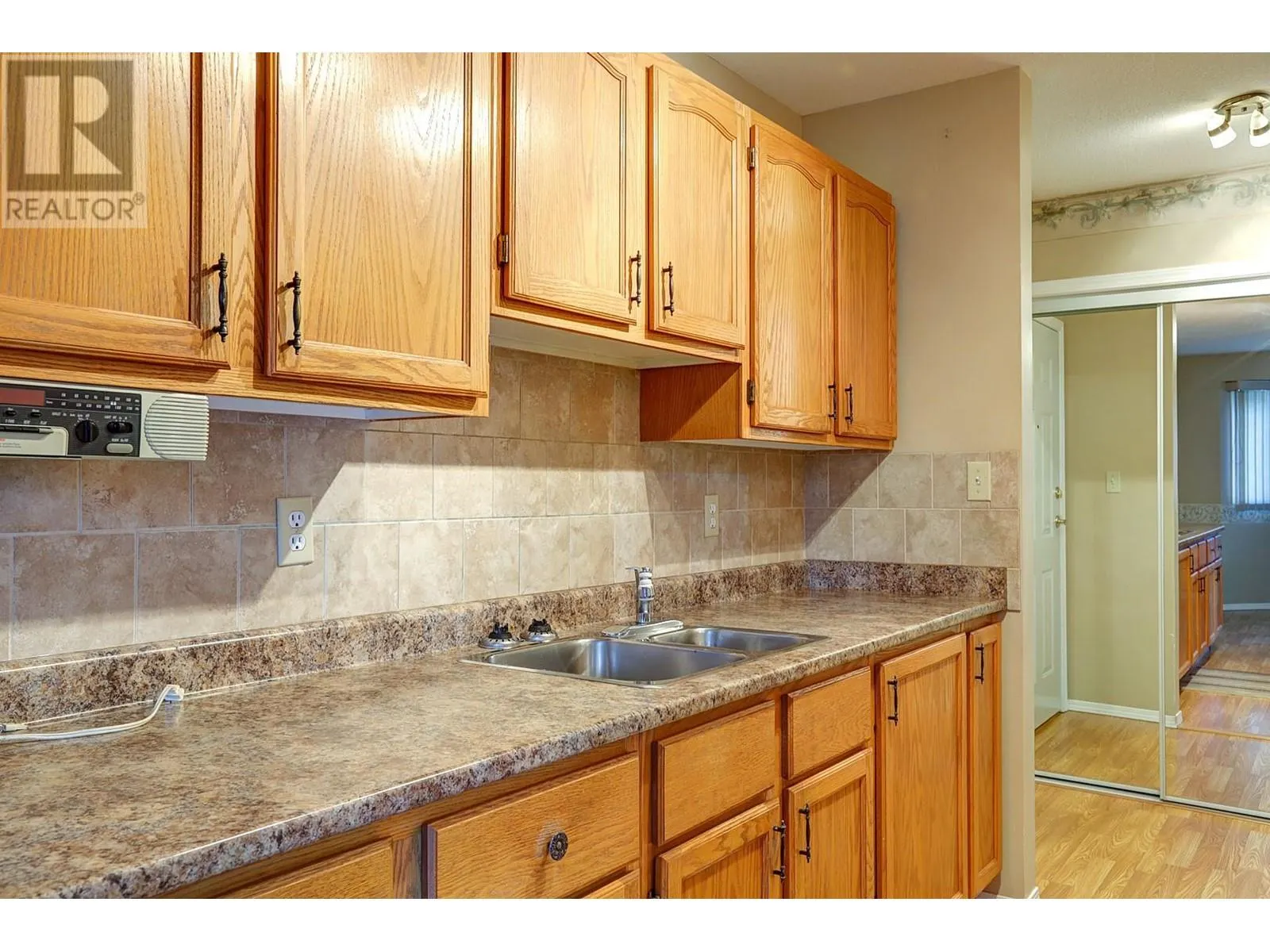 211 Kildonan Avenue Unit# 107
