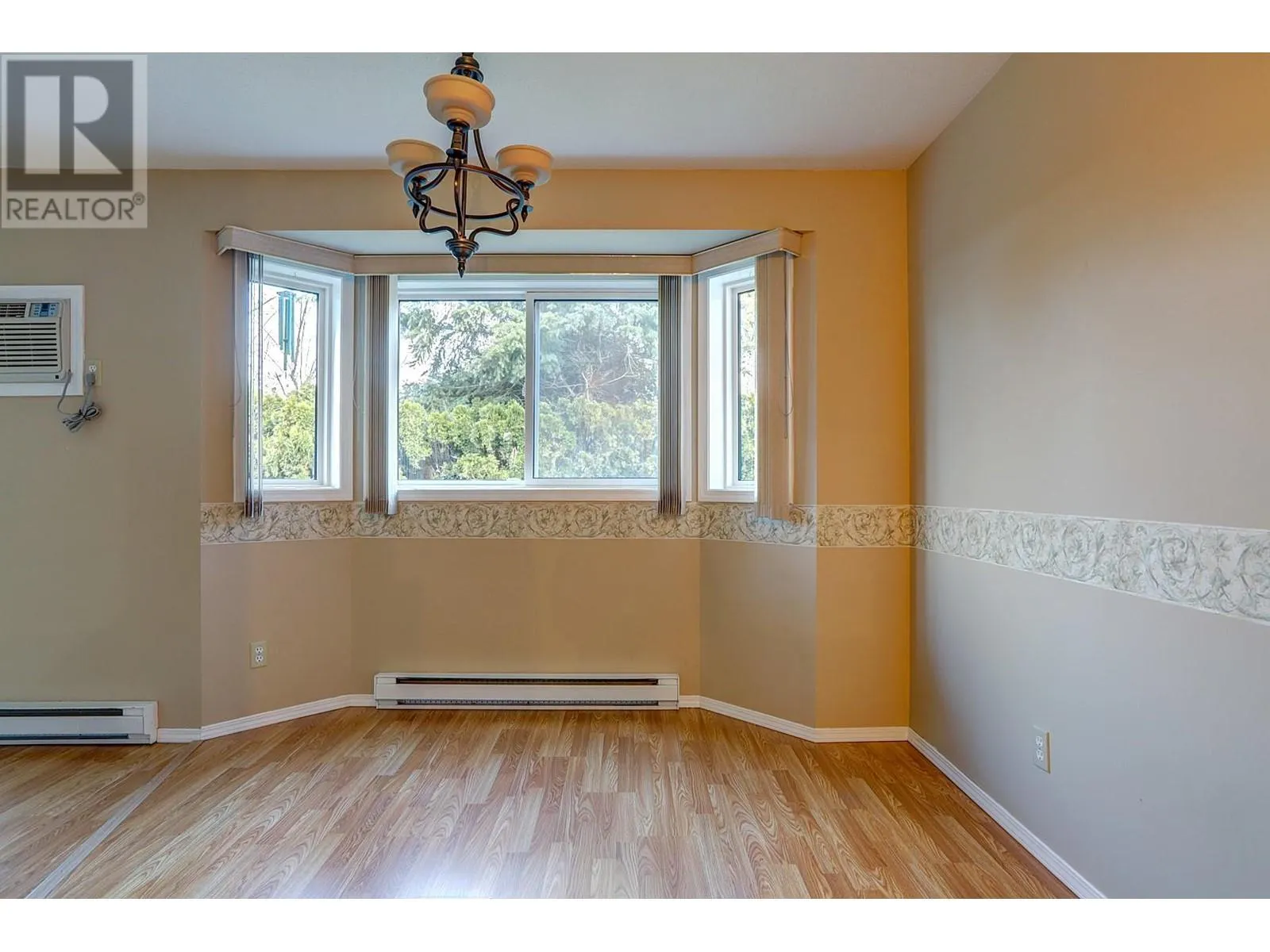 211 Kildonan Avenue Unit# 107