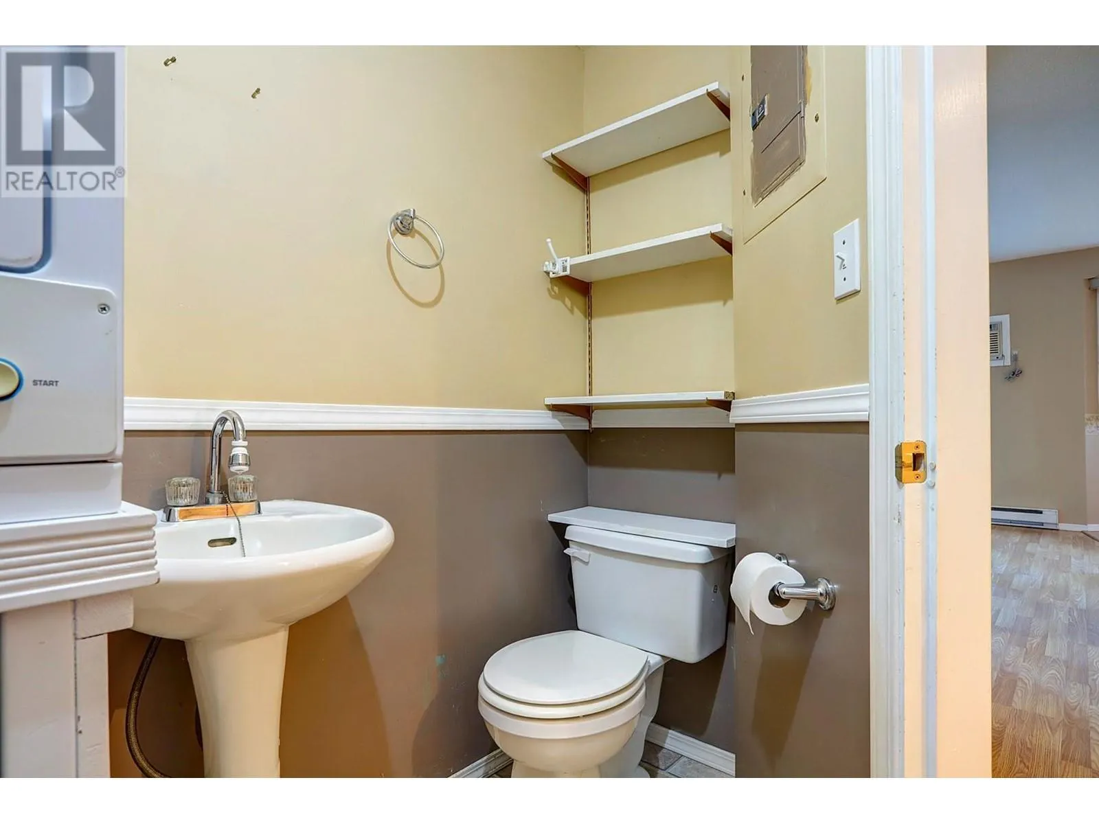 211 Kildonan Avenue Unit# 107