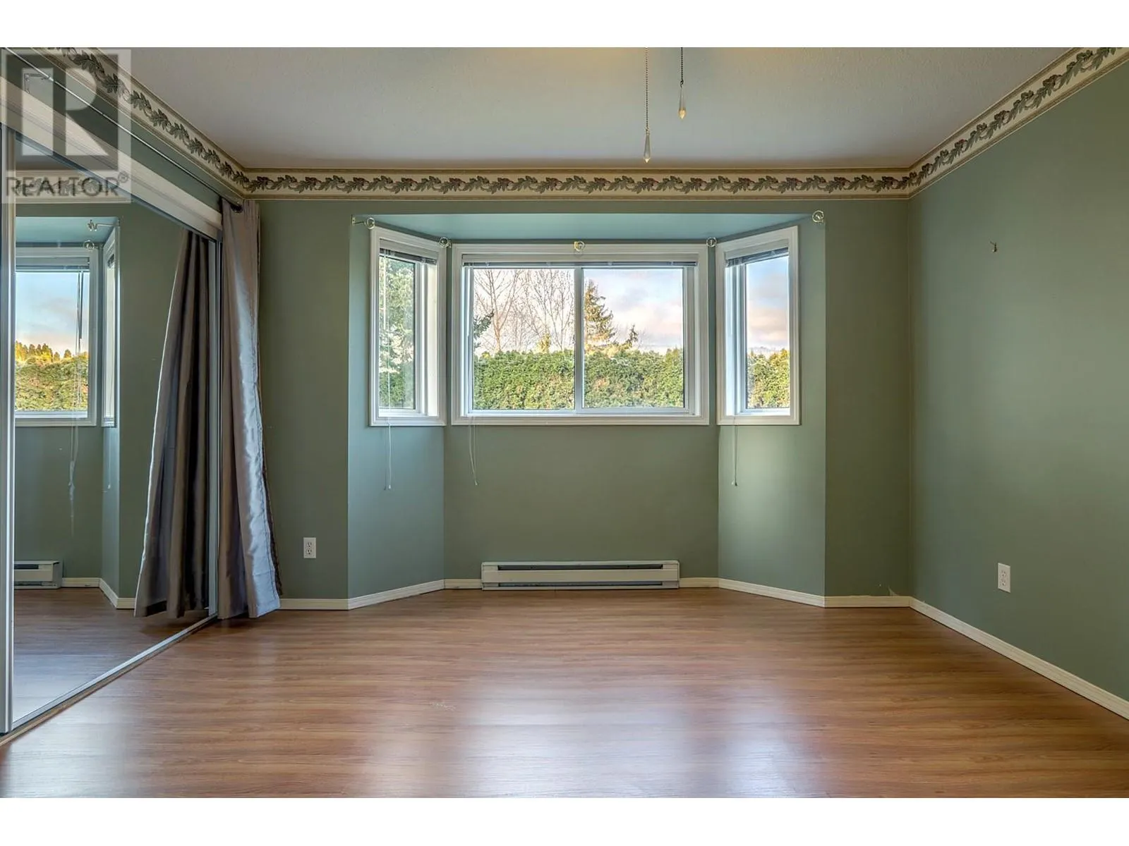 211 Kildonan Avenue Unit# 107