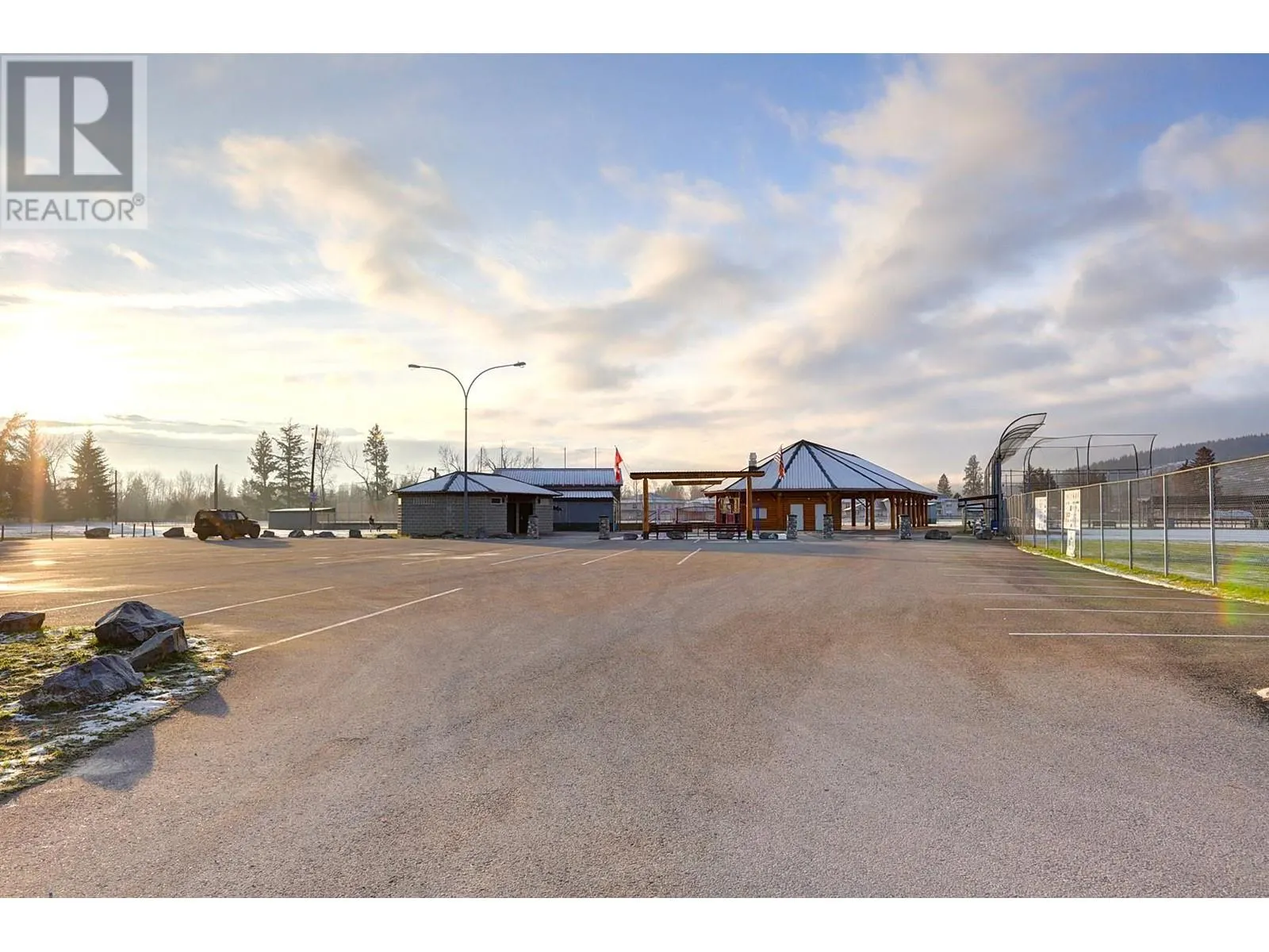 211 Kildonan Avenue Unit# 107