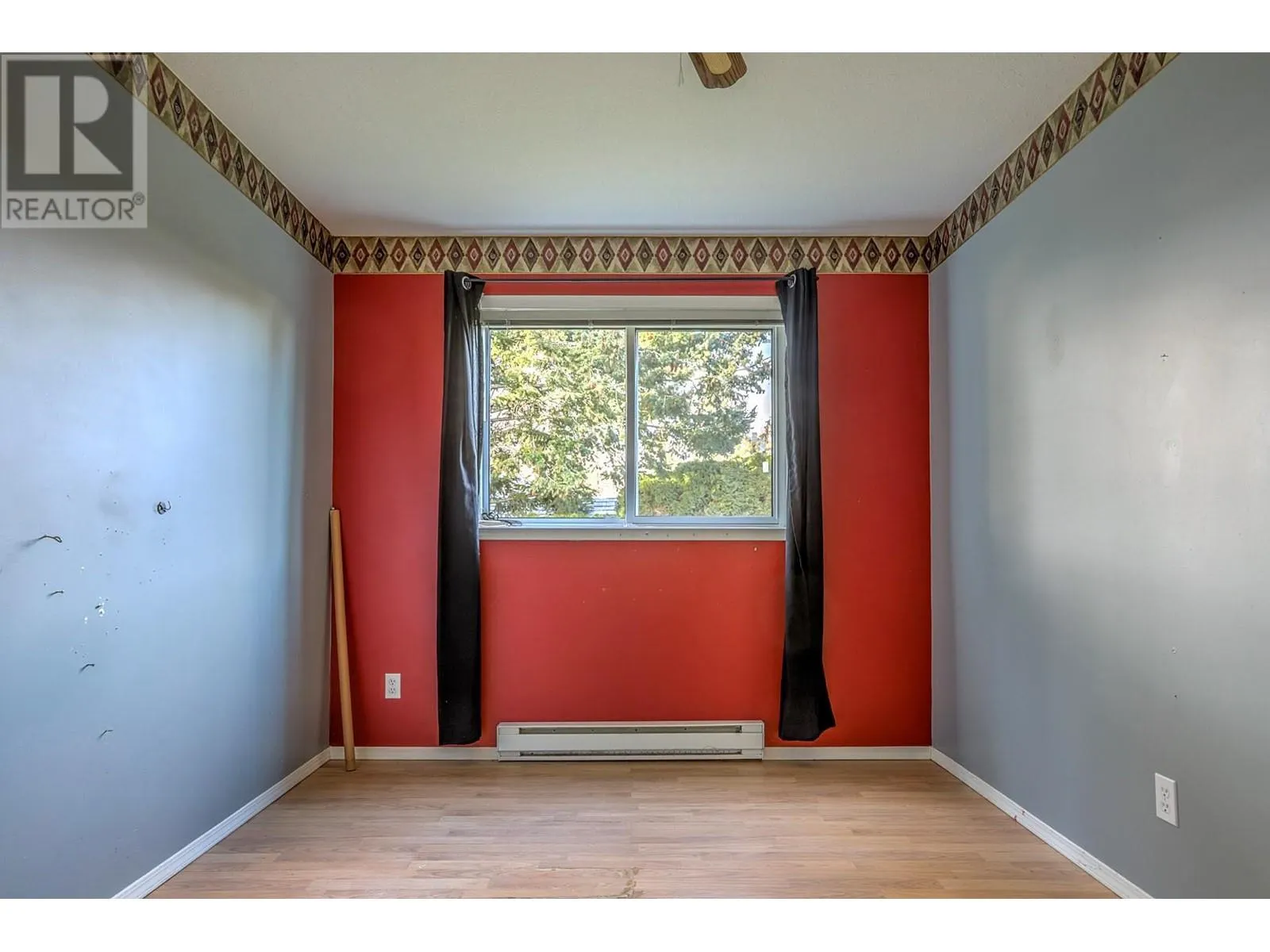 211 Kildonan Avenue Unit# 107